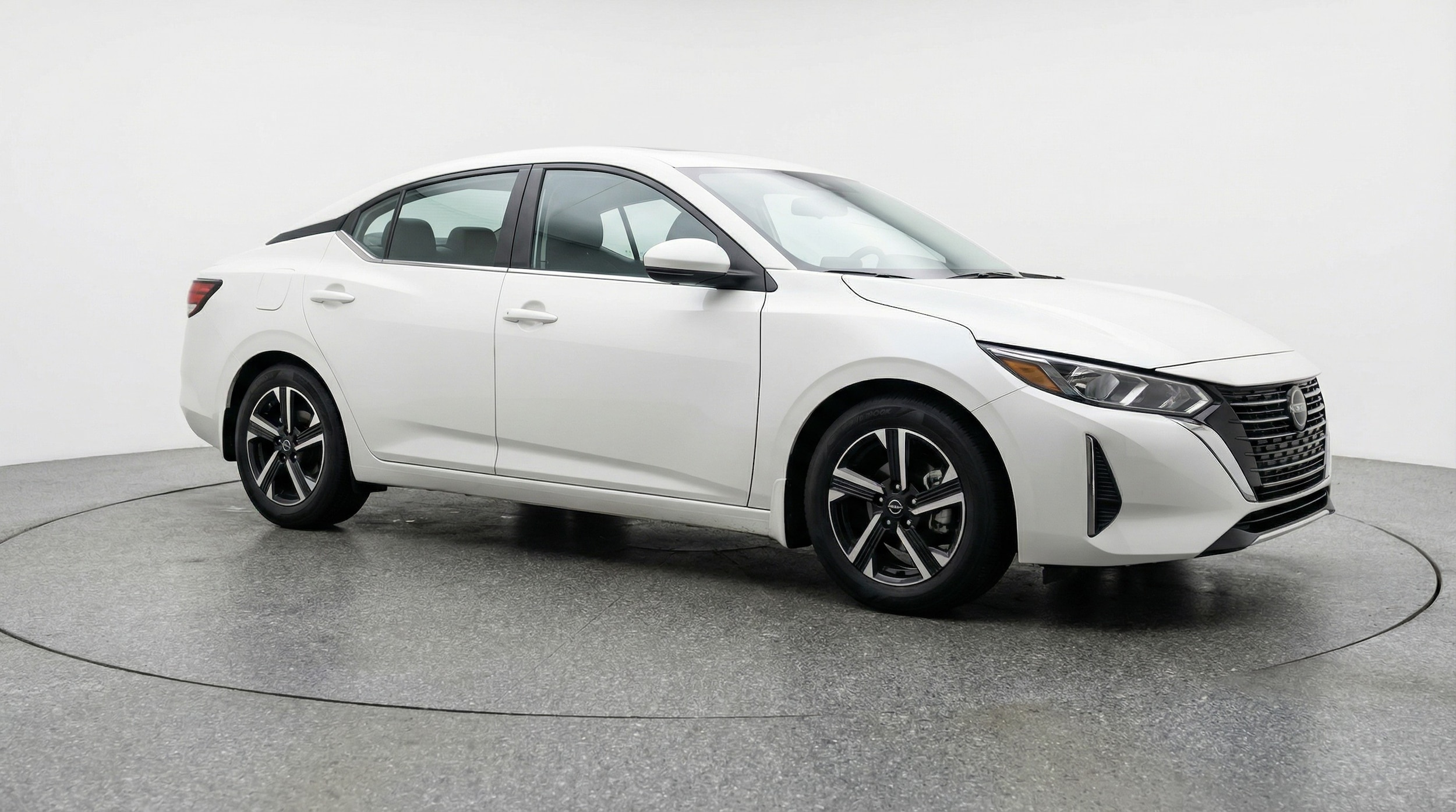 Thumbnail: 2025 Nissan Sentra - 1