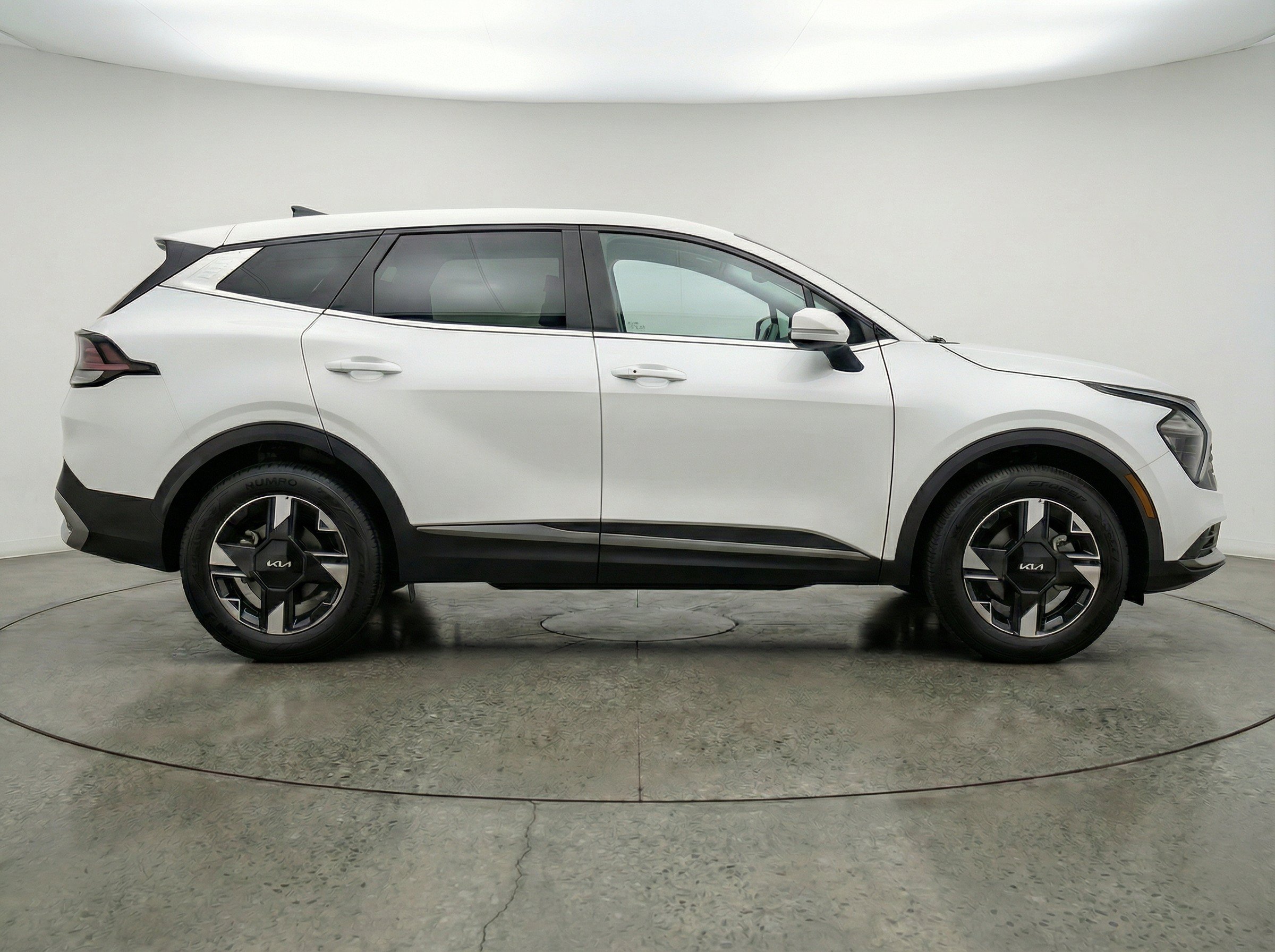 Thumbnail: 2026 Kia Sportage - 11
