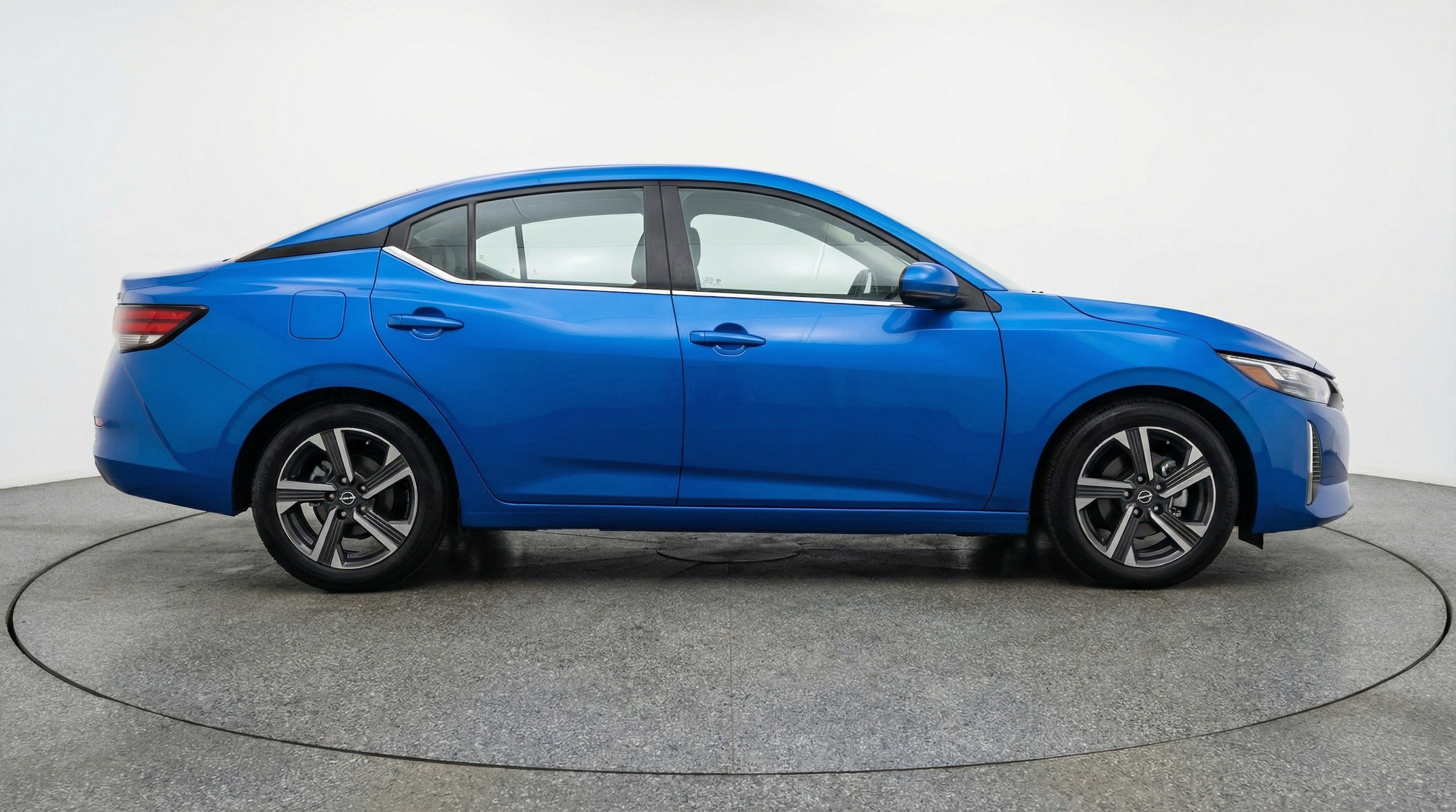 Thumbnail: 2025 Nissan Sentra - 11