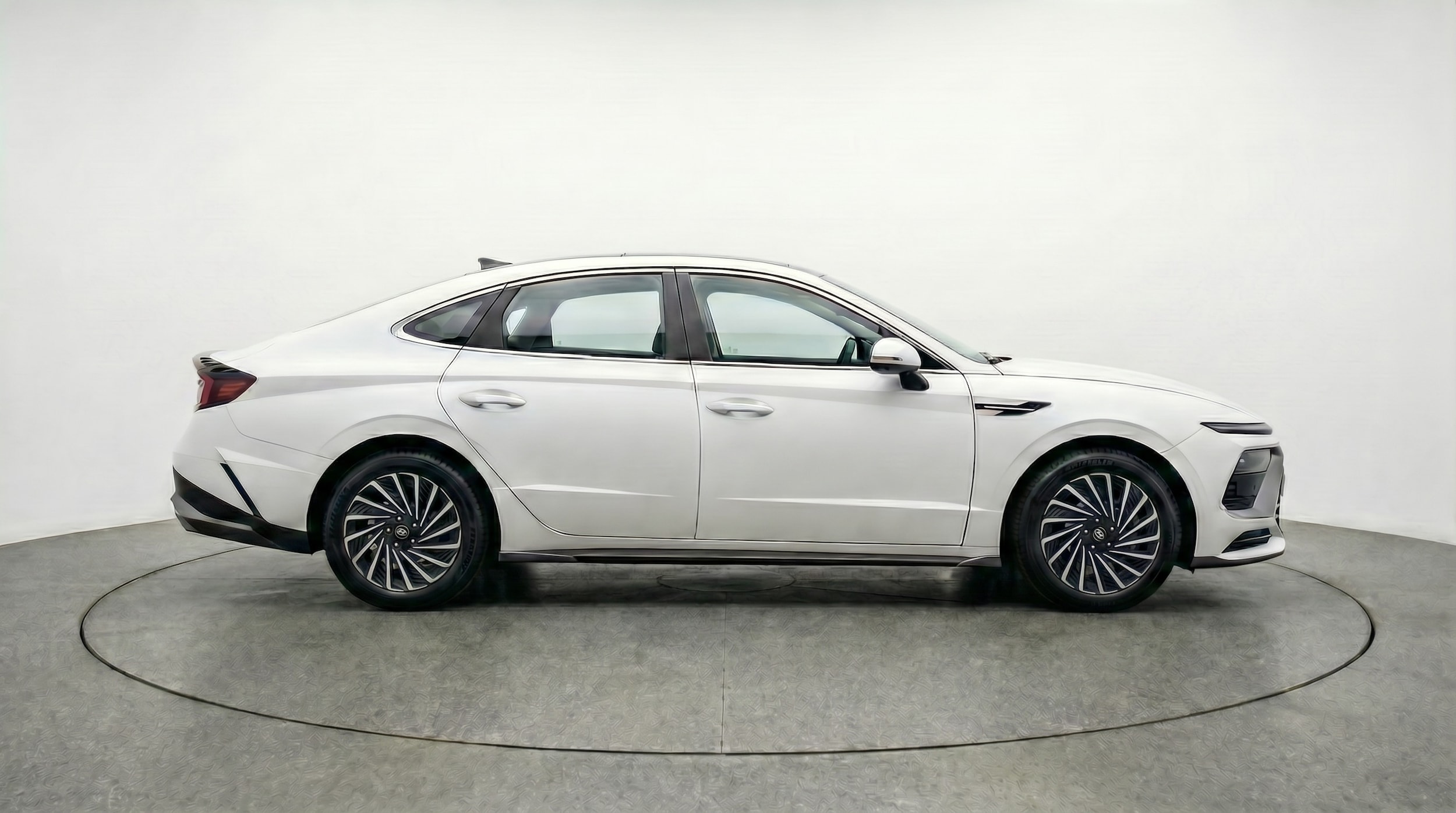 Thumbnail: 2025 Hyundai Sonata - 8
