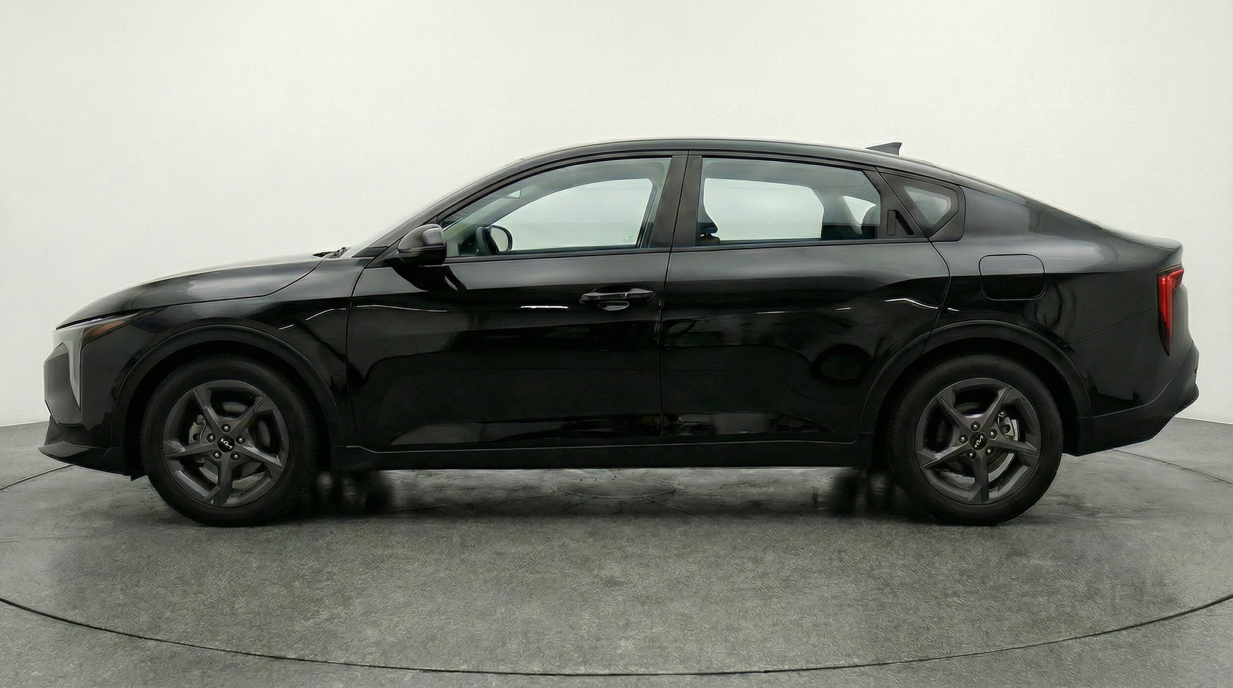 Thumbnail: 2025 Kia K4 - 4