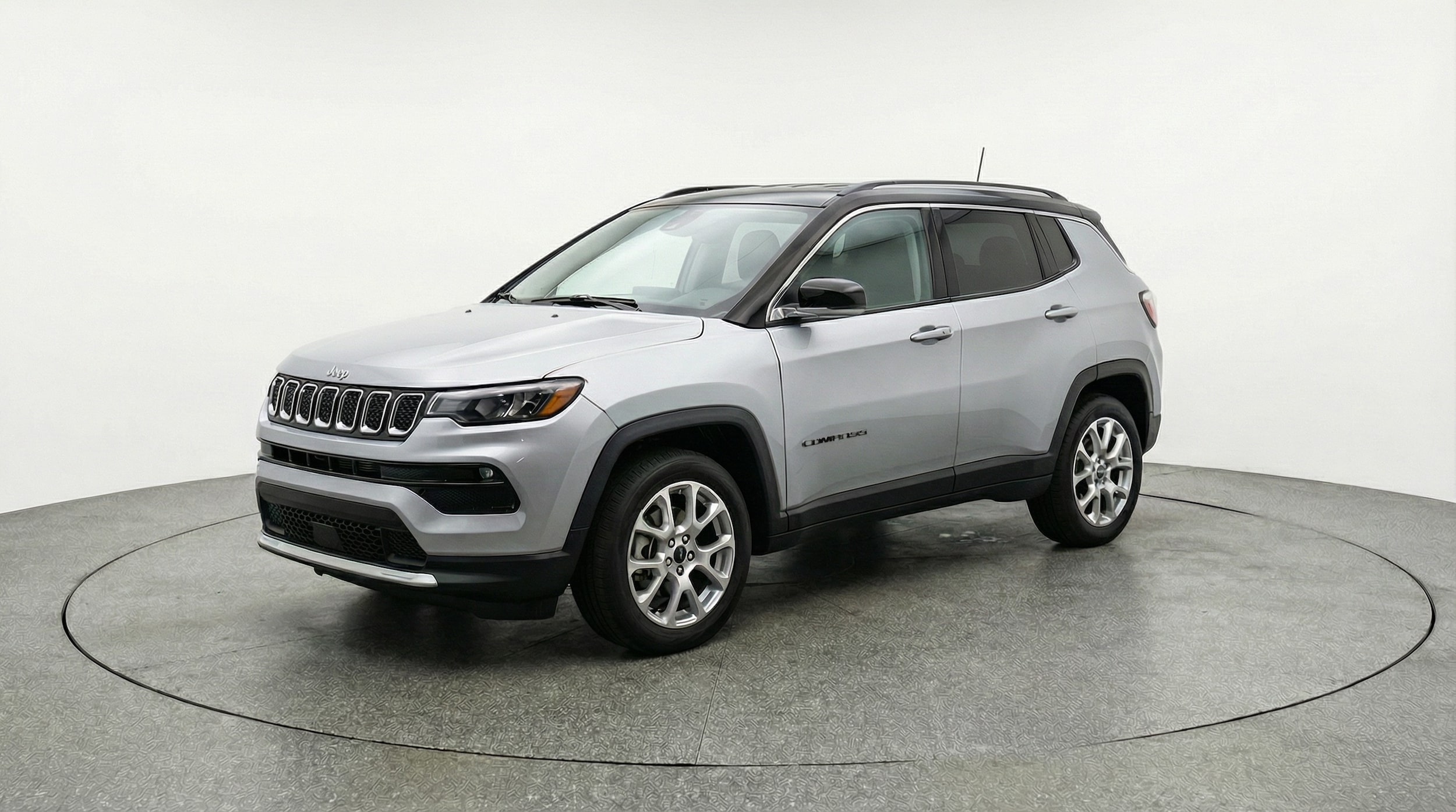 Thumbnail: 2025 Jeep Compass - 3