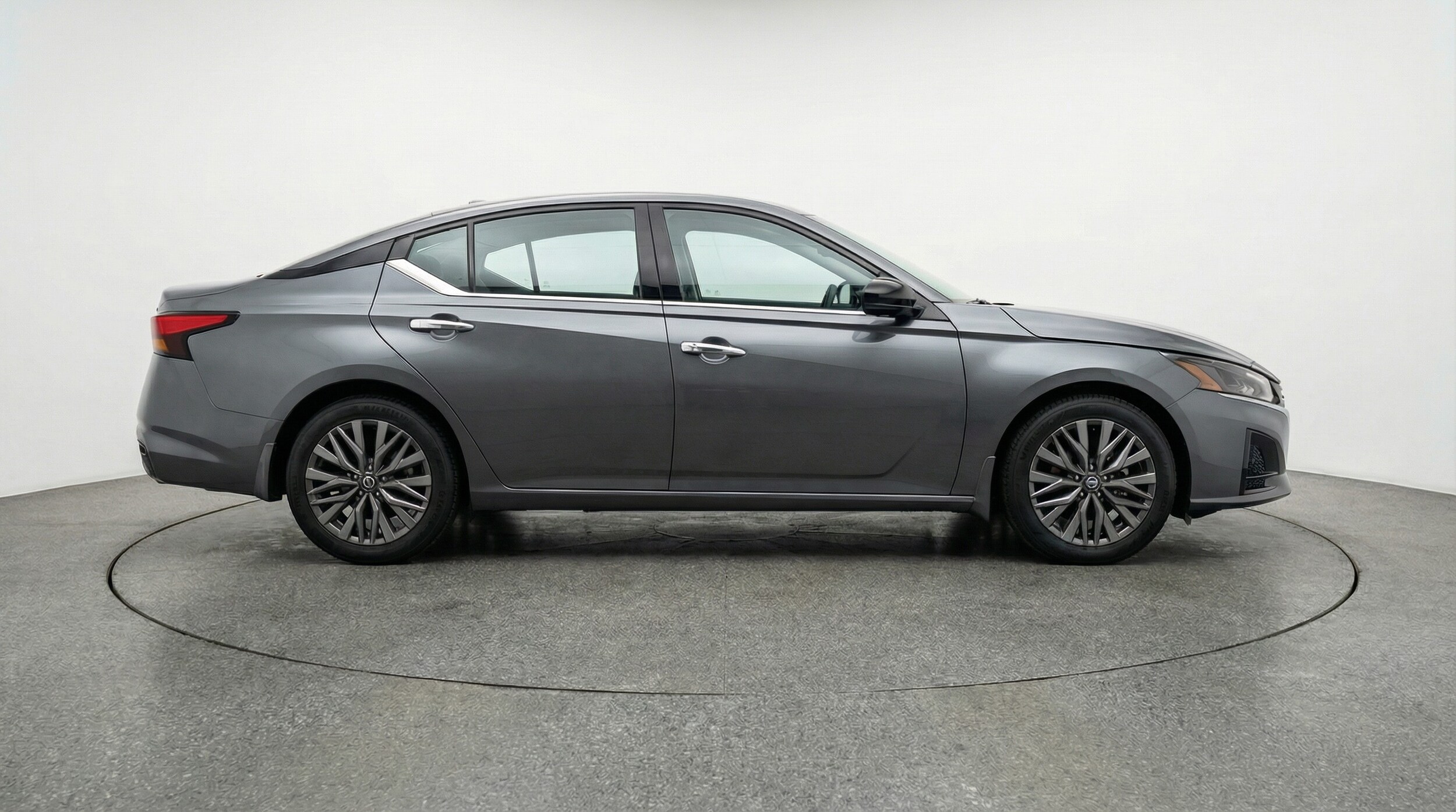 Thumbnail: 2025 Nissan Altima - 8