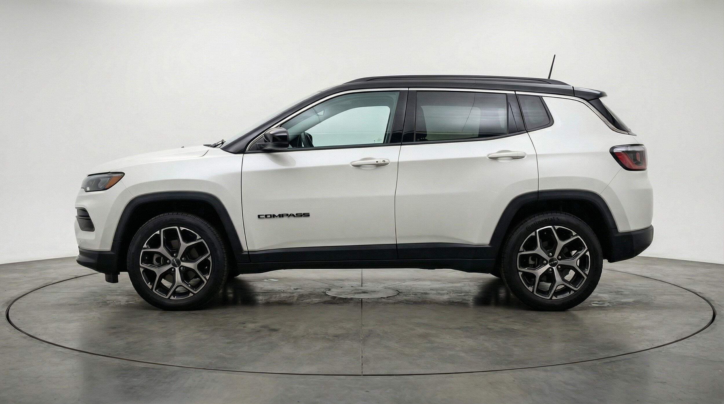 Thumbnail: 2025 Jeep Compass - 4
