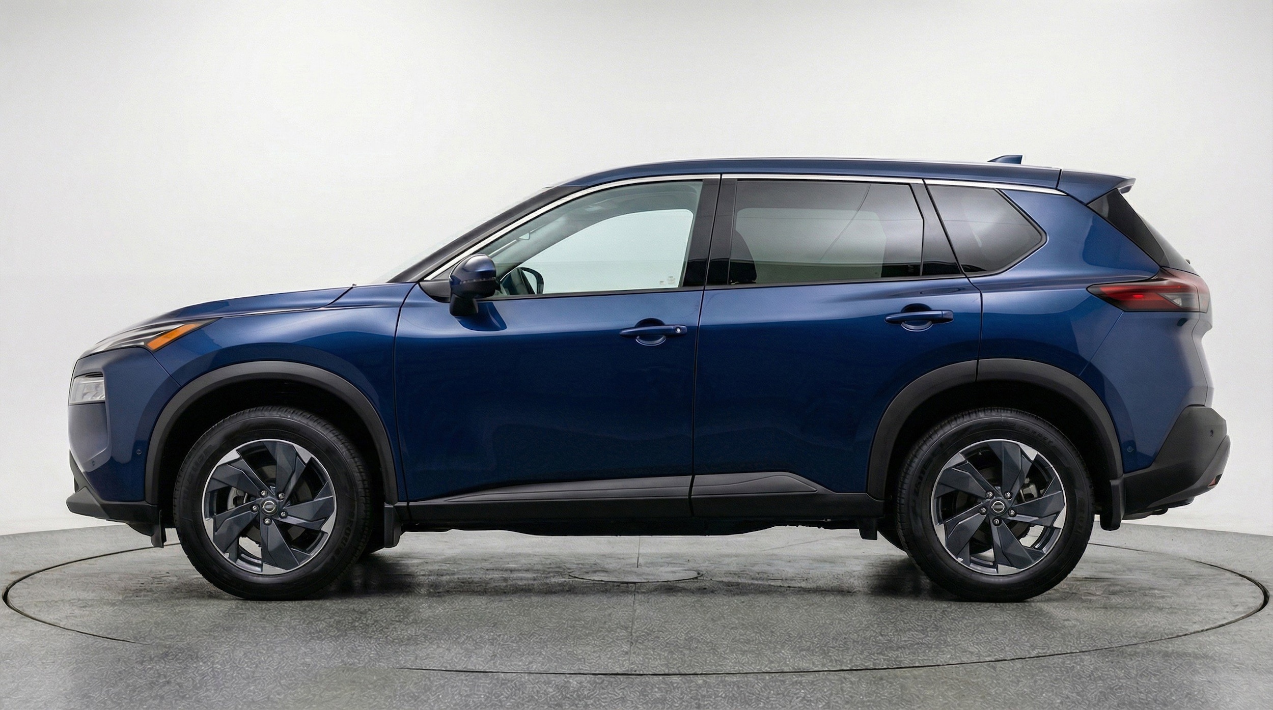 Thumbnail: 2025 Nissan Rogue - 5
