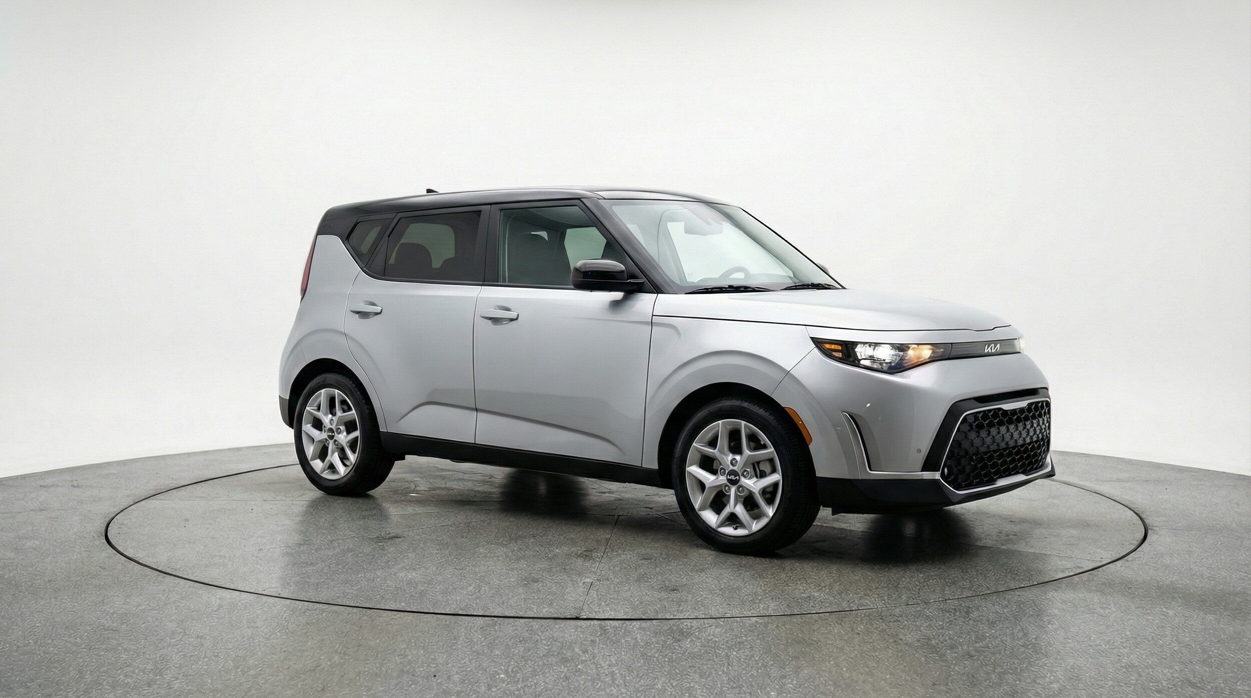 Thumbnail: 2025 Kia Soul - 1