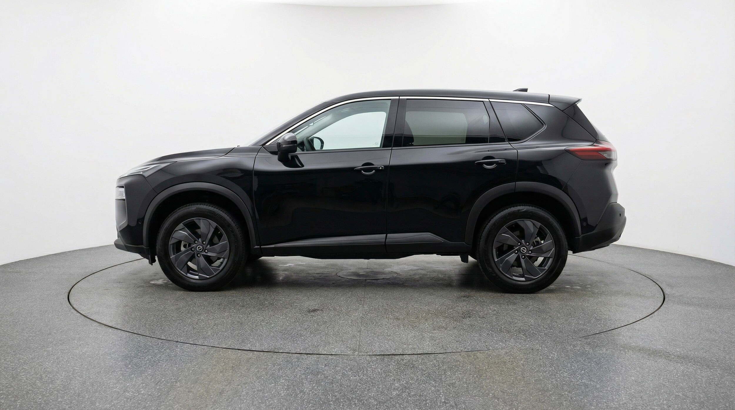 Thumbnail: 2025 Nissan Rogue - 5