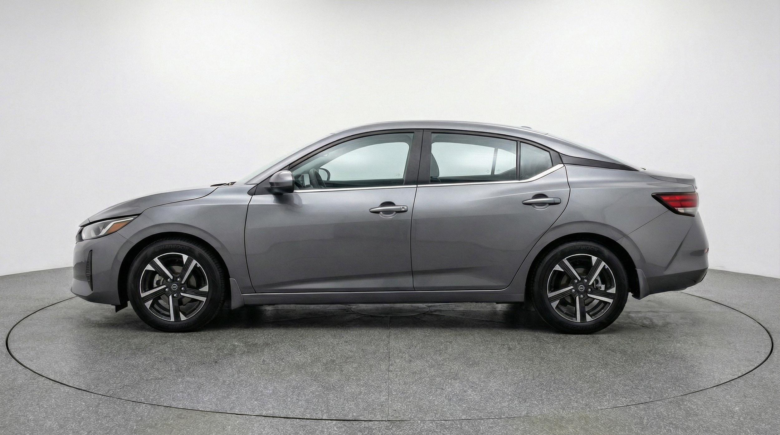 Thumbnail: 2025 Nissan Sentra - 5