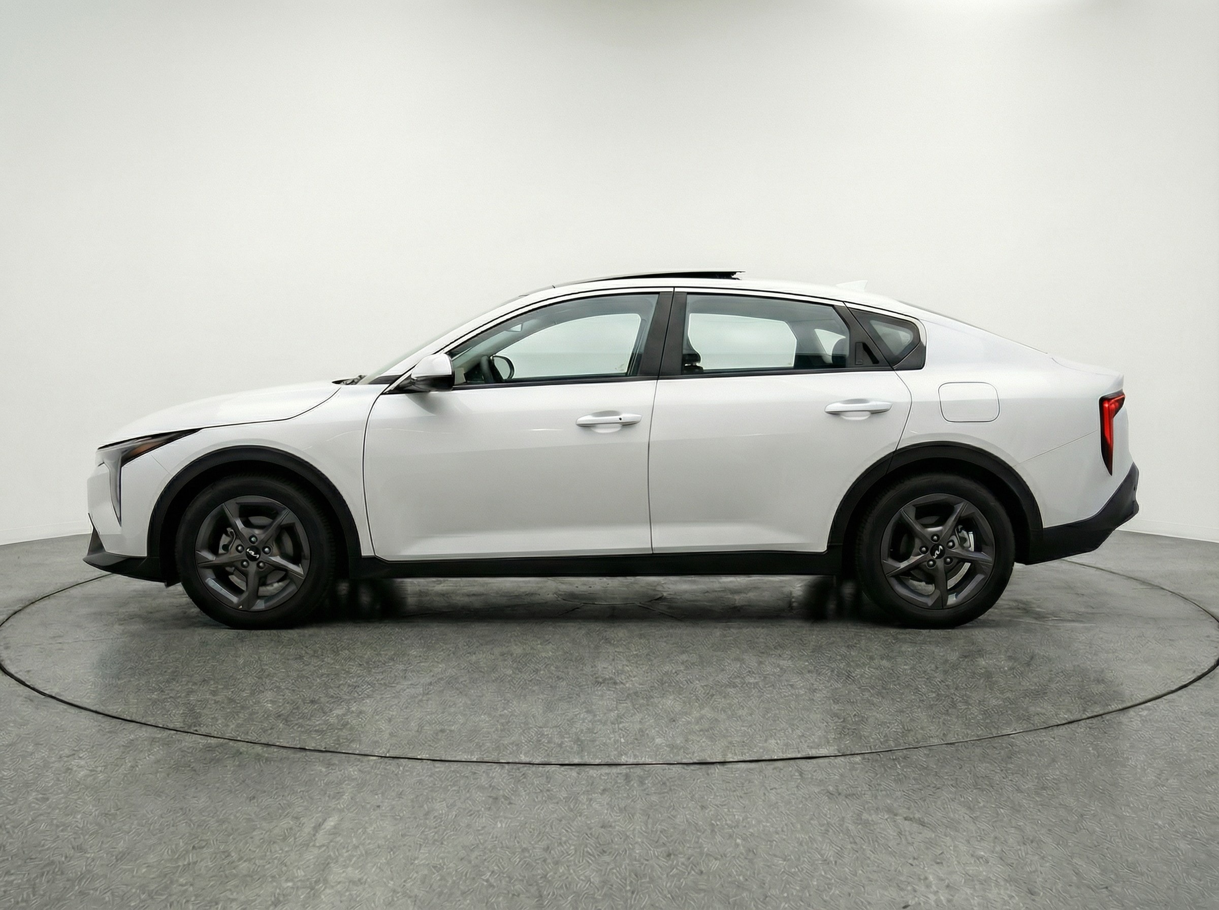 Thumbnail: 2025 Kia K4 - 4