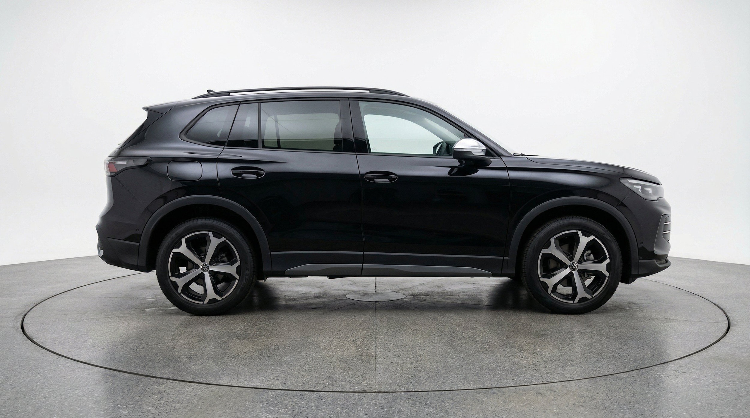 Thumbnail: 2026 Volkswagen Tiguan - 11
