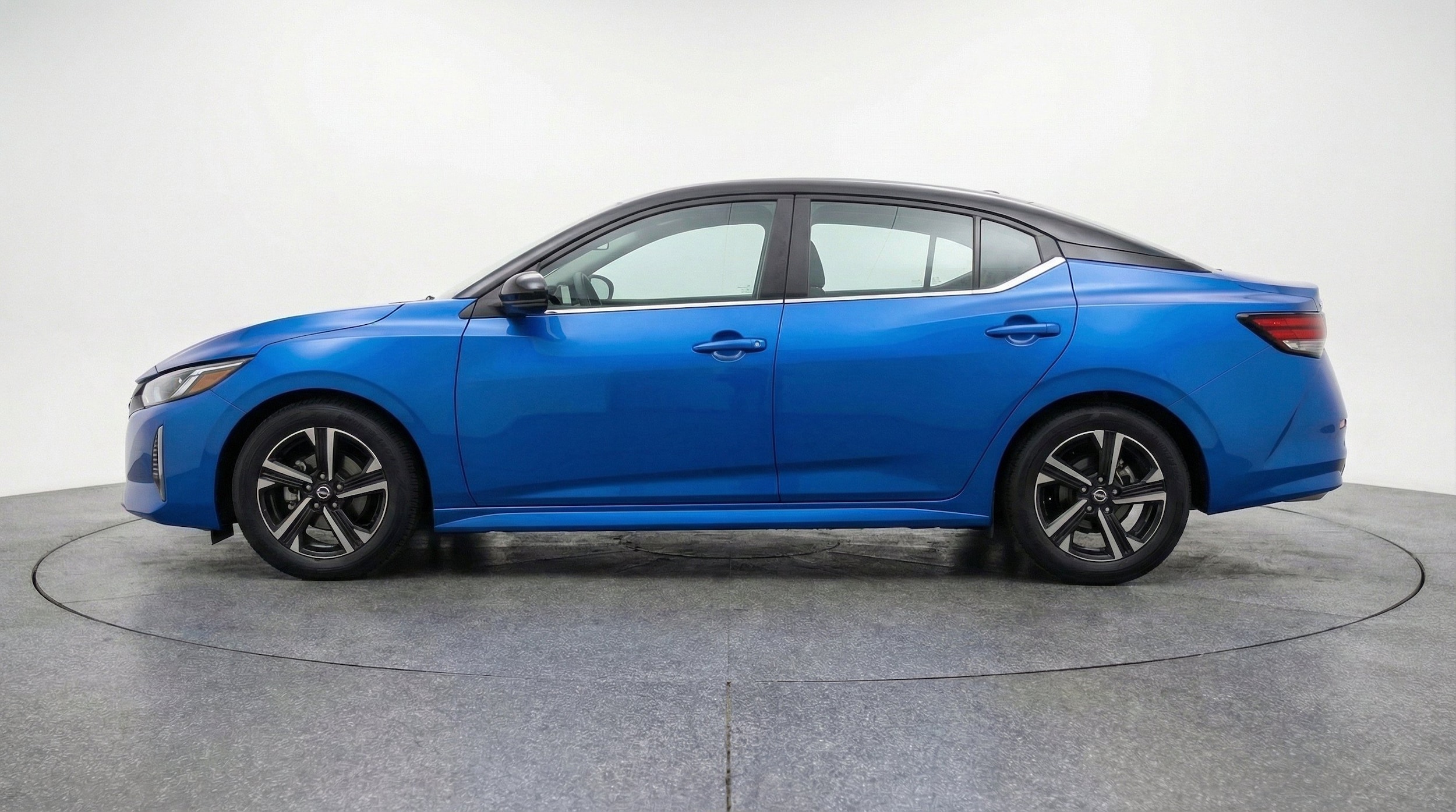 Thumbnail: 2025 Nissan Sentra - 5