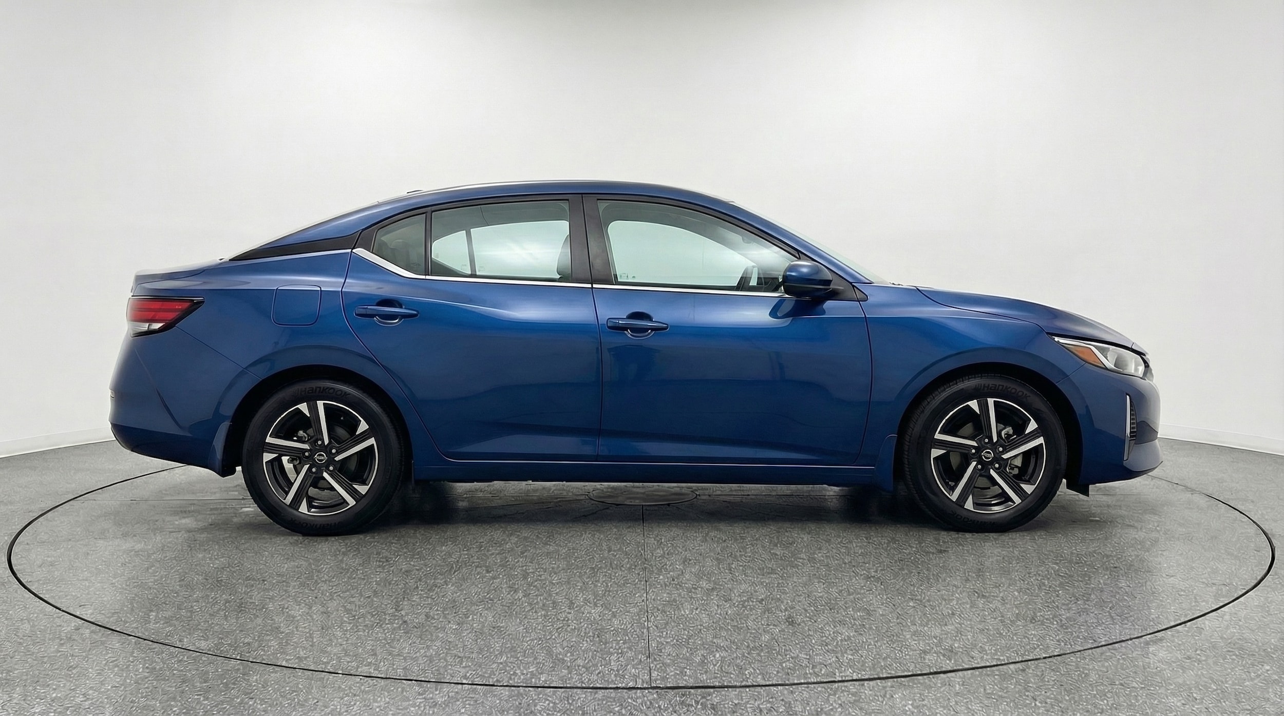 Thumbnail: 2025 Nissan Sentra - 8