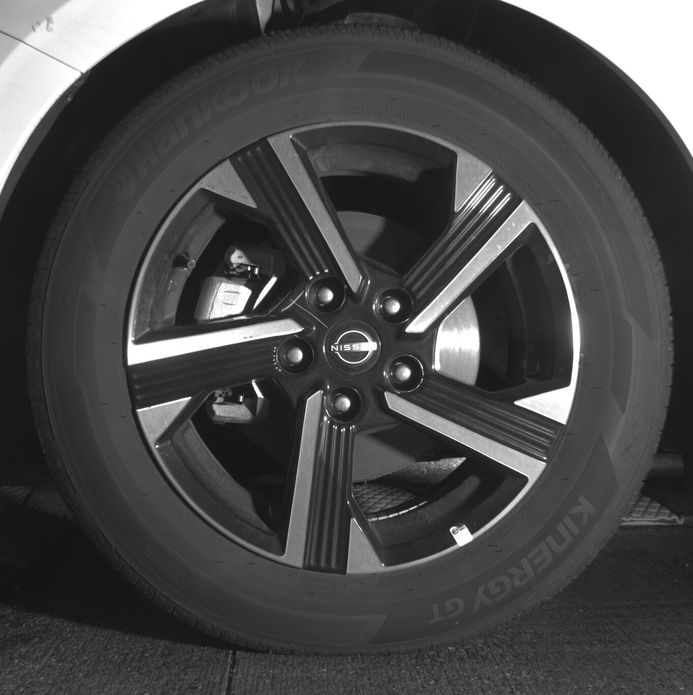 Thumbnail: 2025 Nissan Sentra - 9