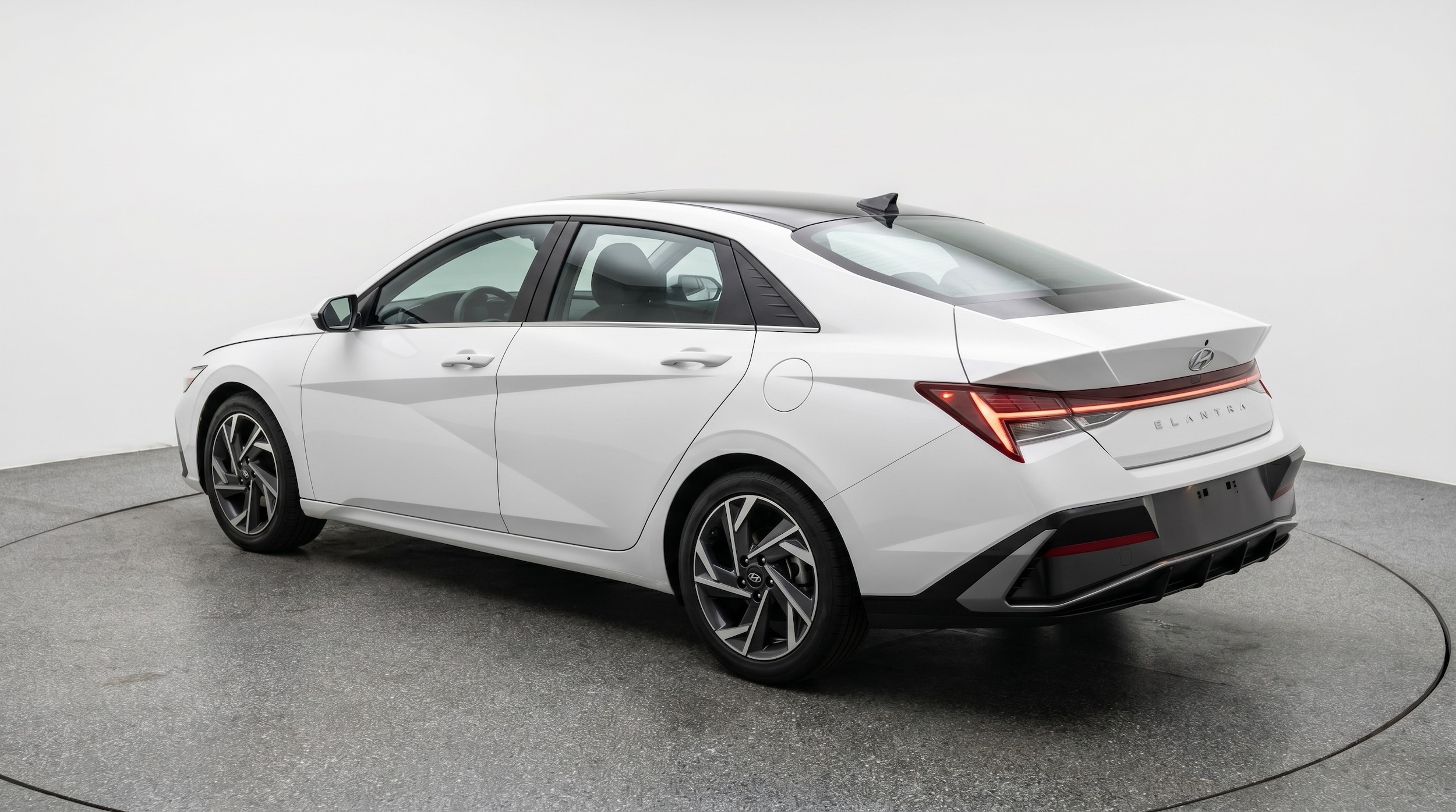 Thumbnail: 2025 Hyundai Elantra - 5