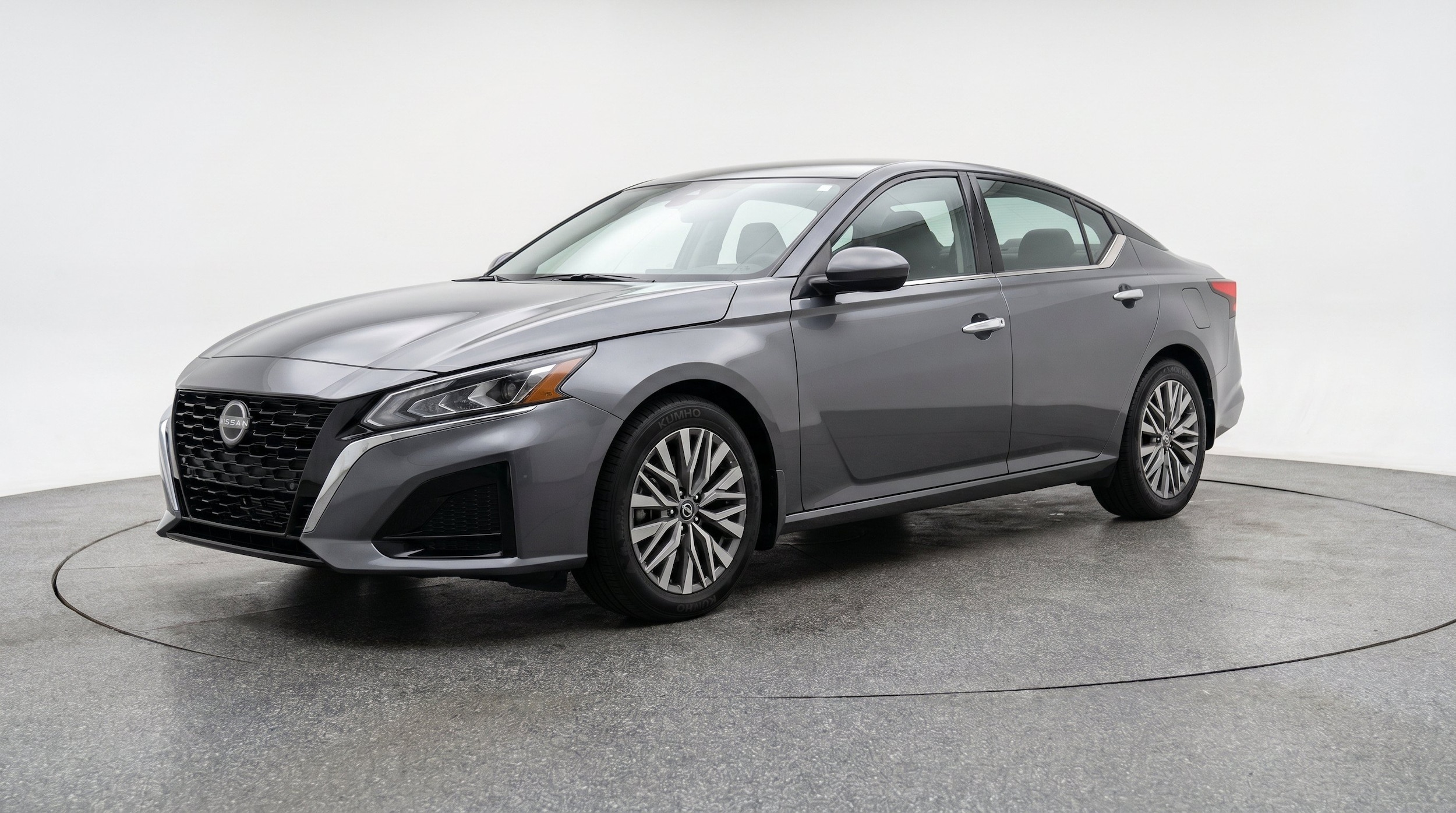 Thumbnail: 2025 Nissan Altima - 3