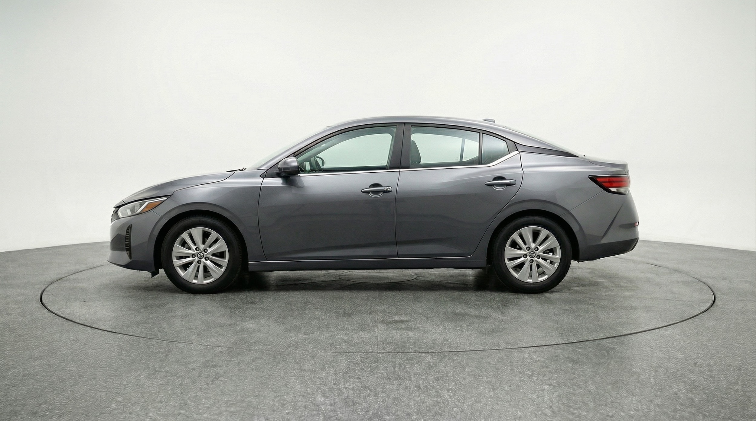 Thumbnail: 2025 Nissan Sentra - 4