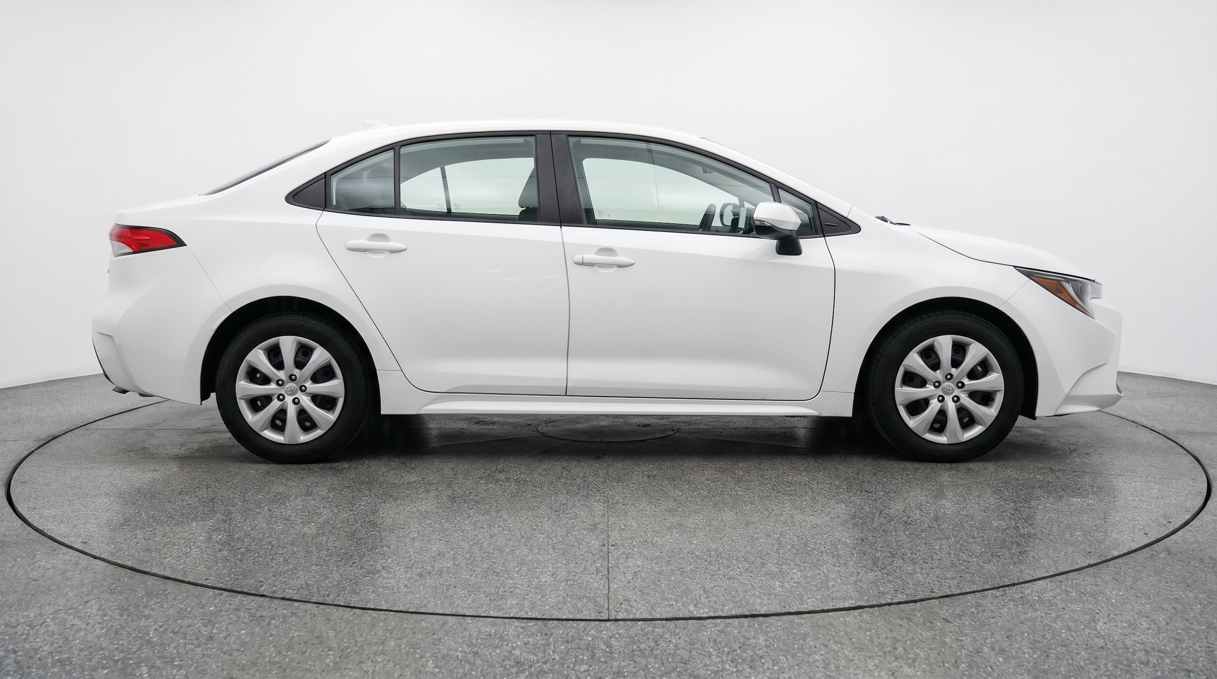 Thumbnail: 2025 Toyota Corolla - 11