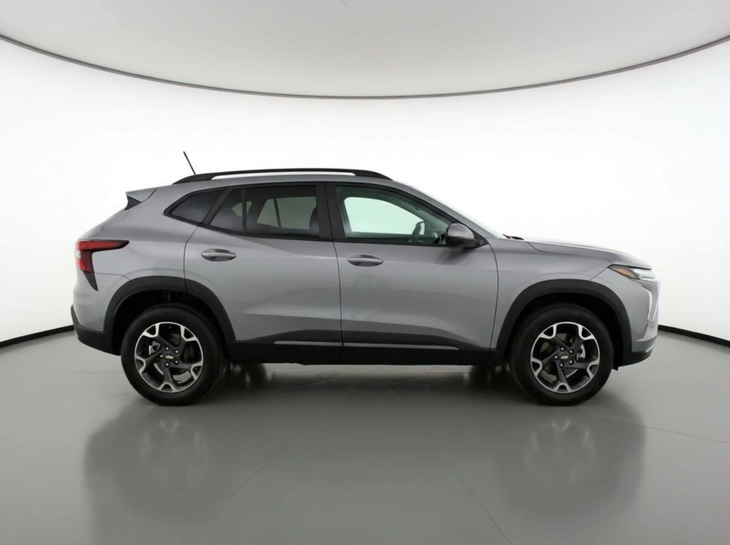 Thumbnail: 2025 Chevrolet Trax - 11