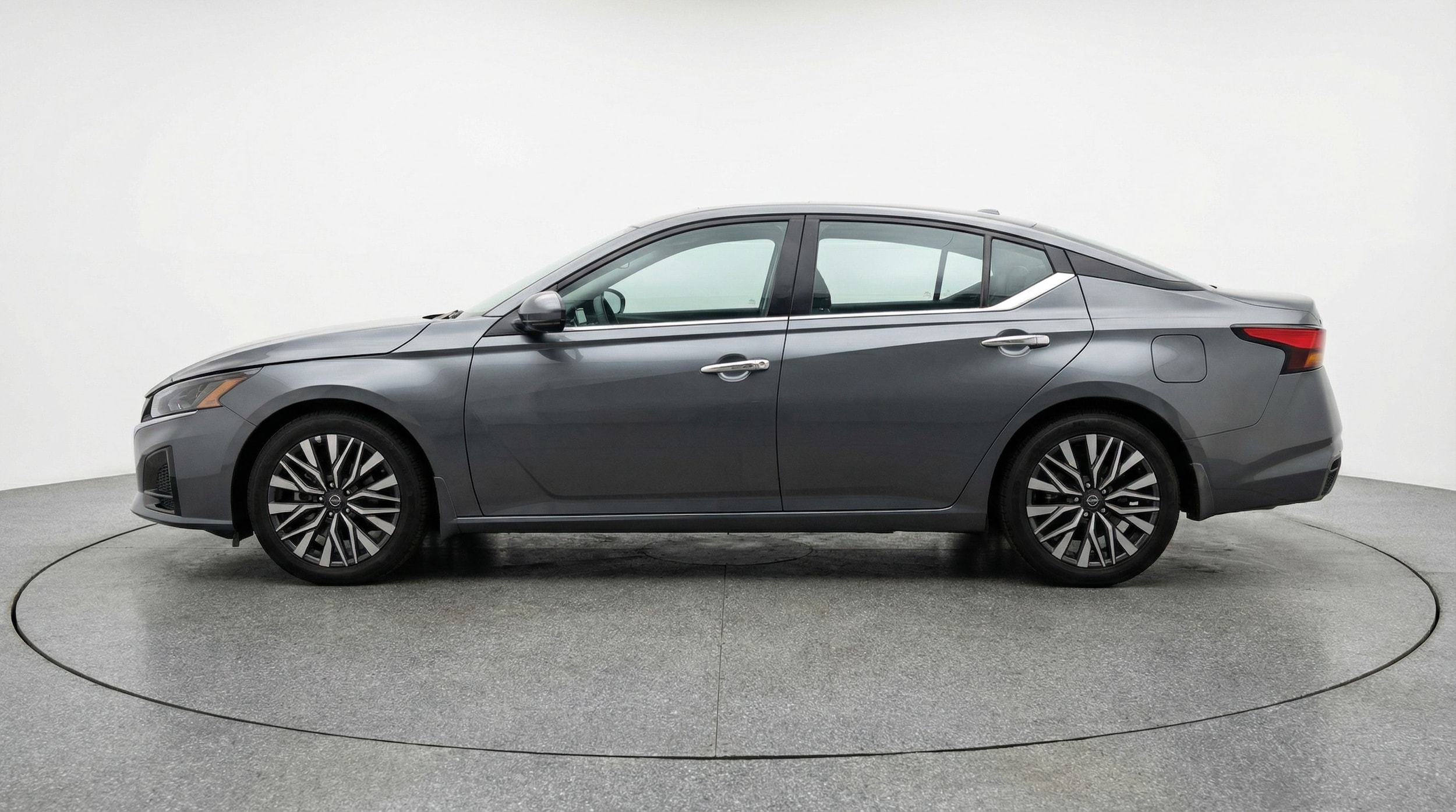 Thumbnail: 2025 Nissan Altima - 4