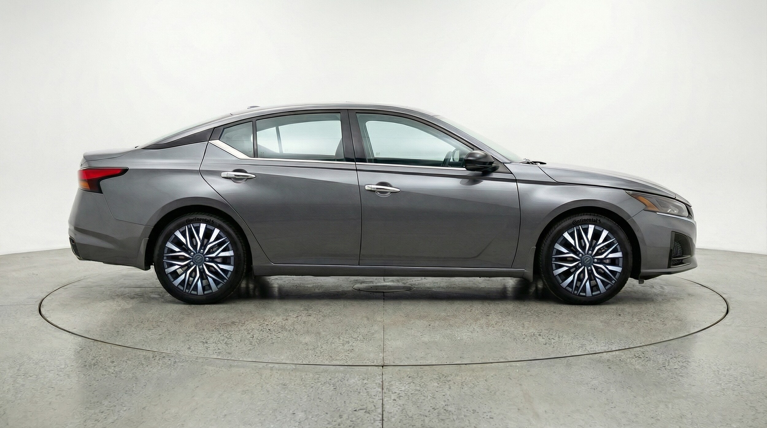 Thumbnail: 2025 Nissan Altima - 8