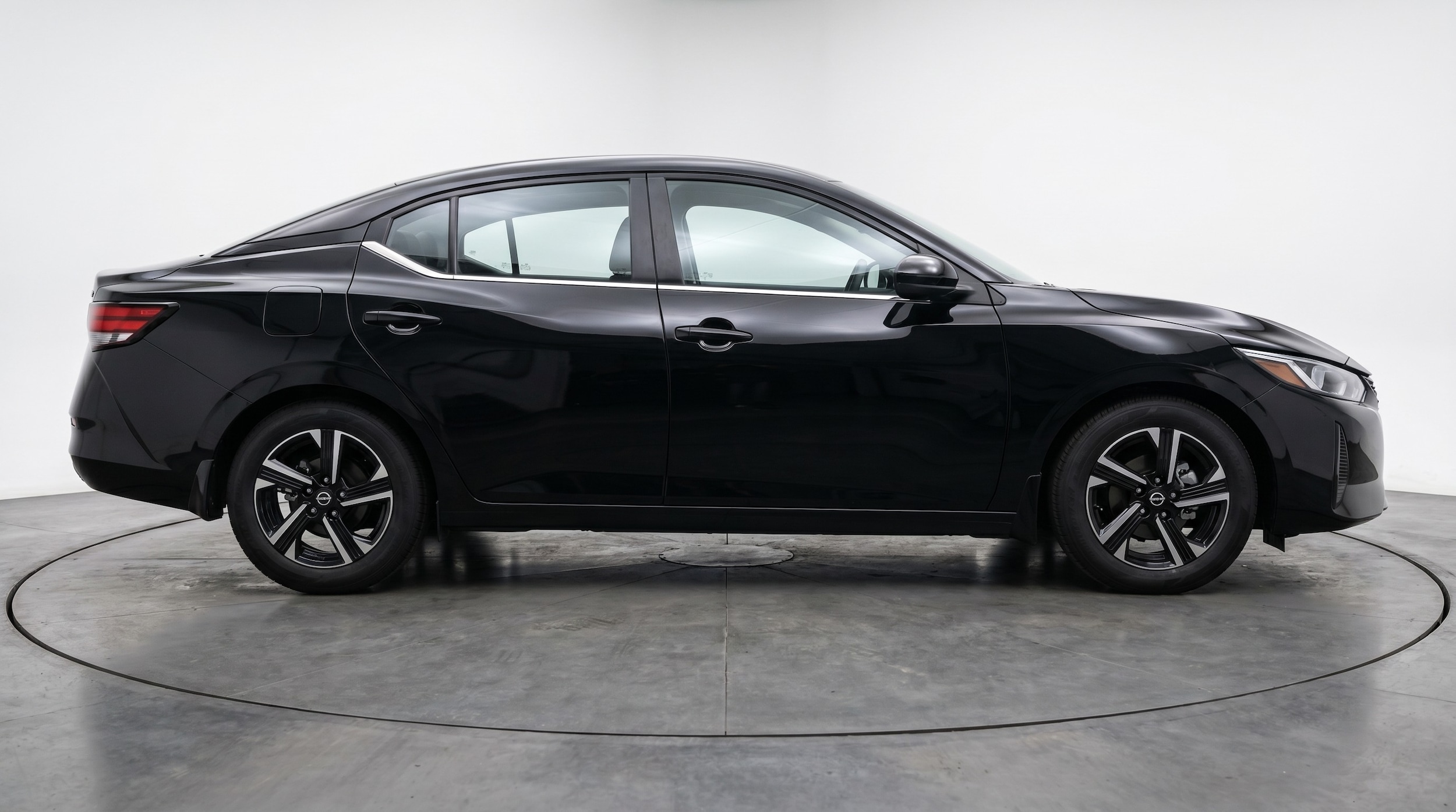 Thumbnail: 2025 Nissan Sentra - 8