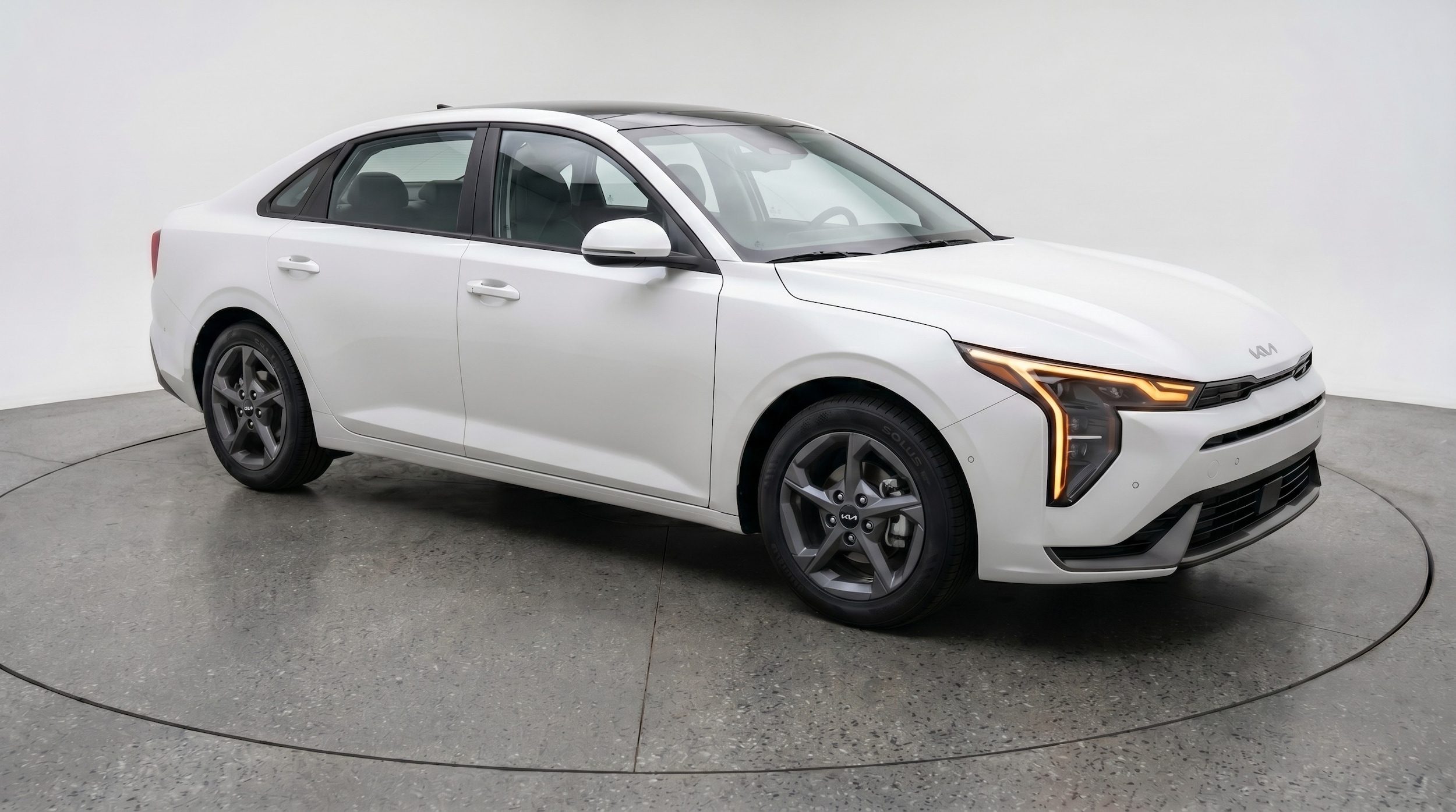 Thumbnail: 2025 Kia K4 - 1