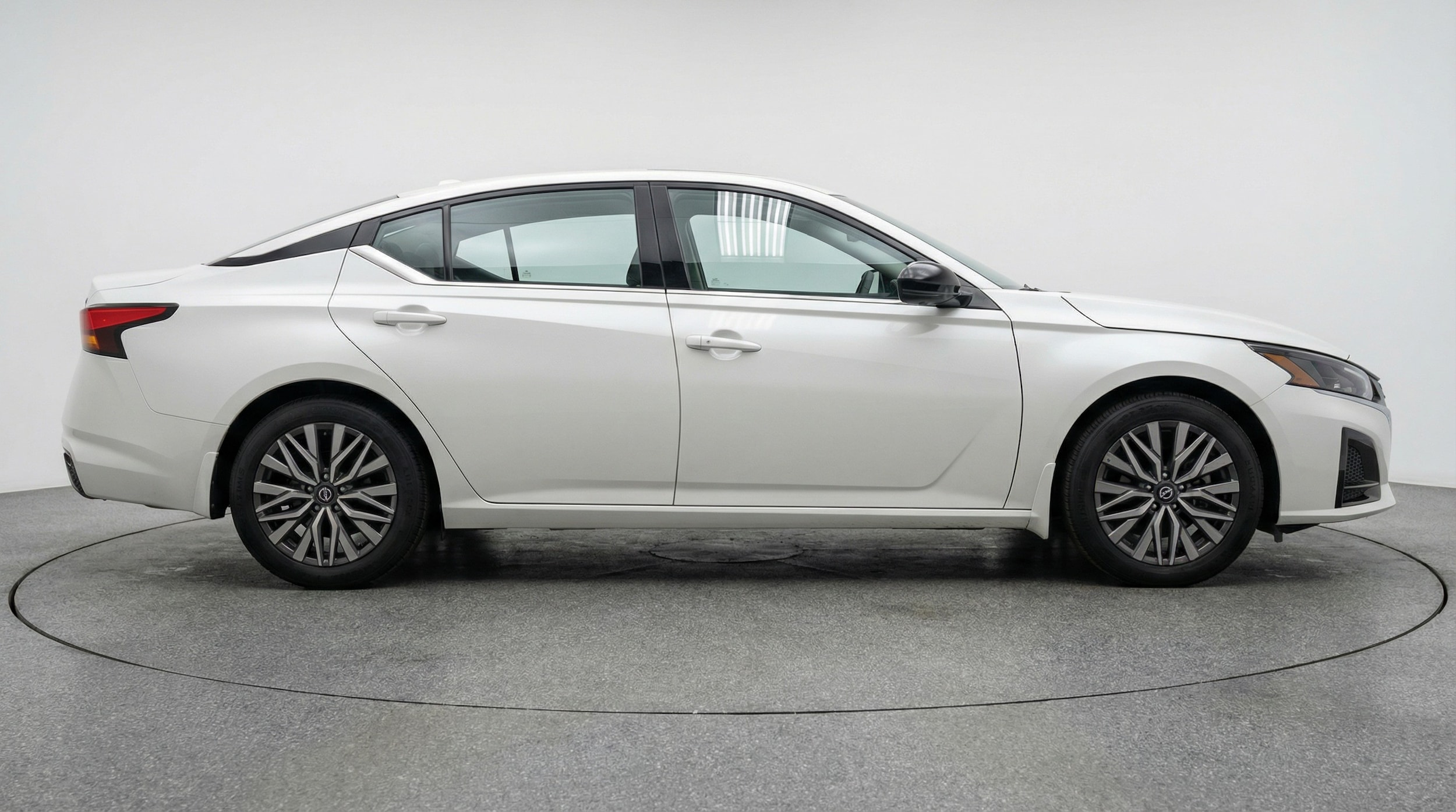 Thumbnail: 2025 Nissan Altima - 8