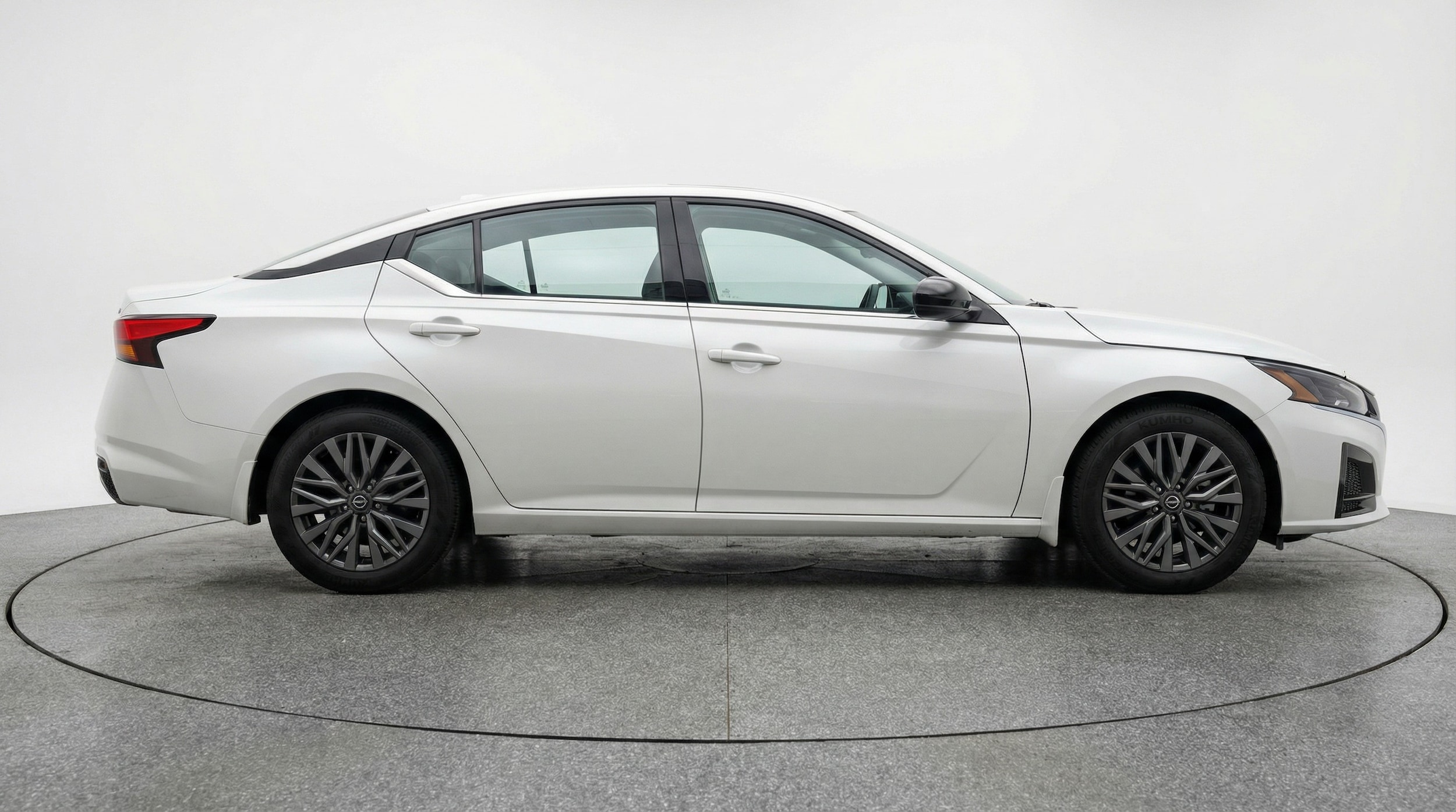 Thumbnail: 2025 Nissan Altima - 8