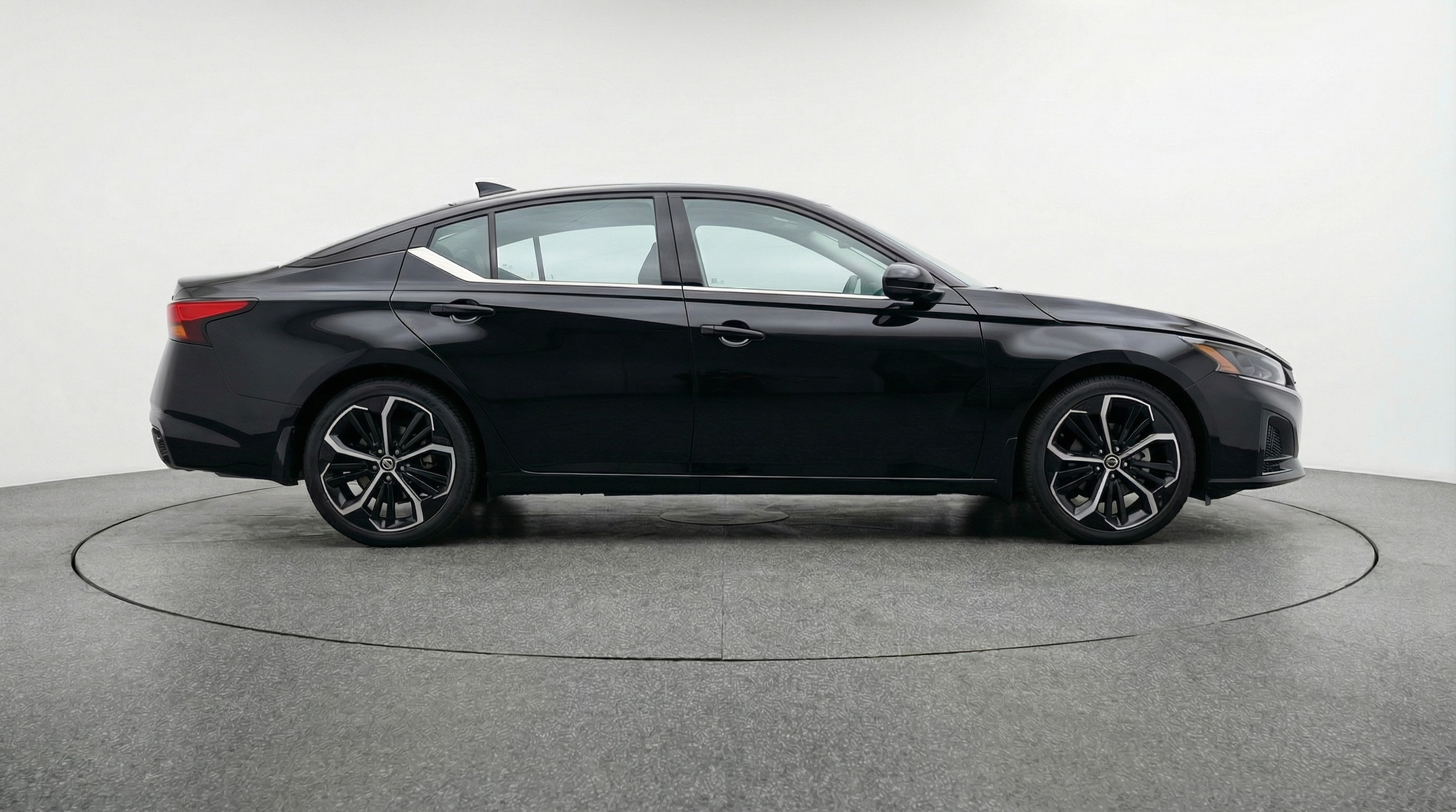 Thumbnail: 2025 Nissan Altima - 8