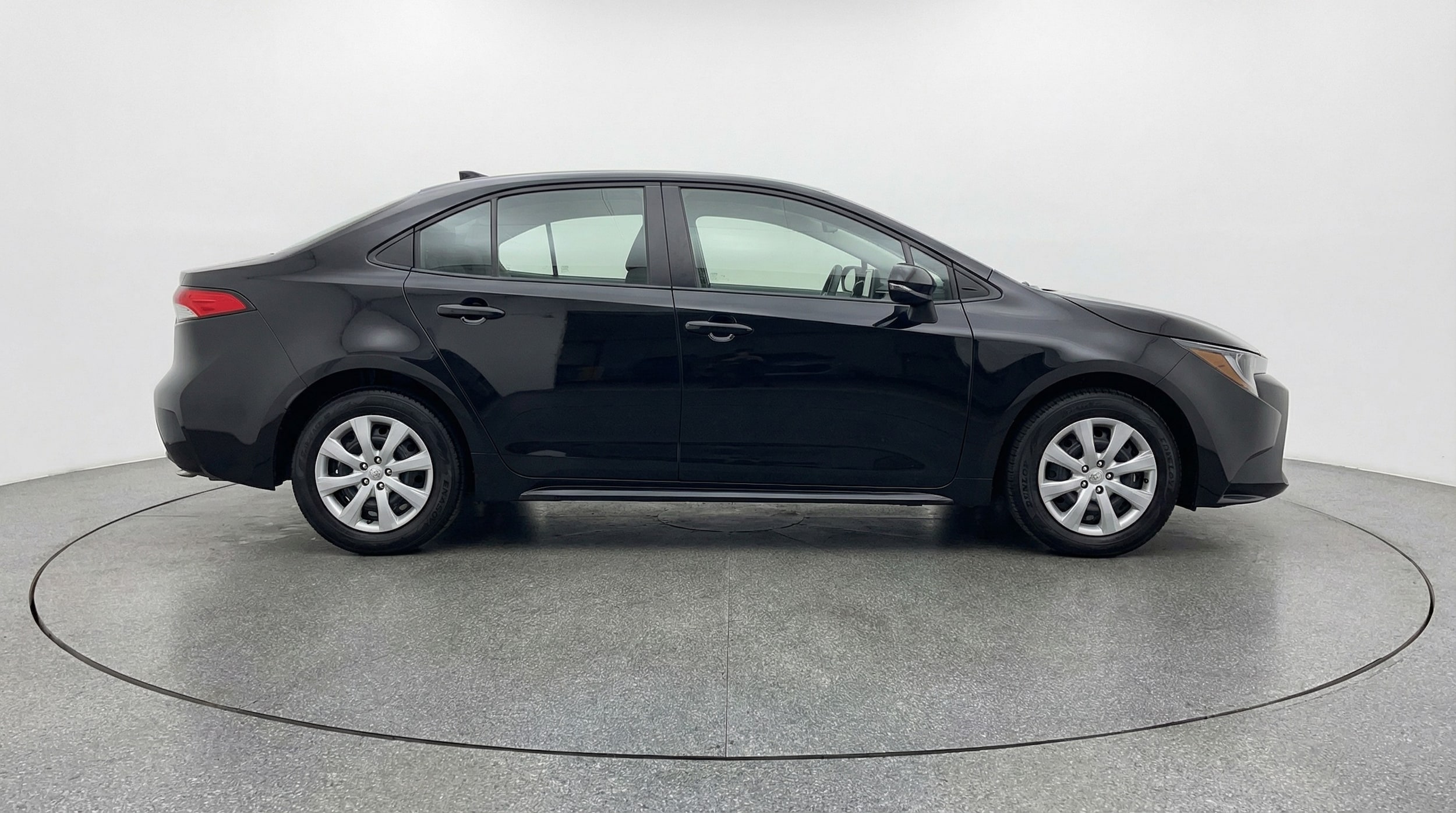 Thumbnail: 2025 Toyota Corolla - 8