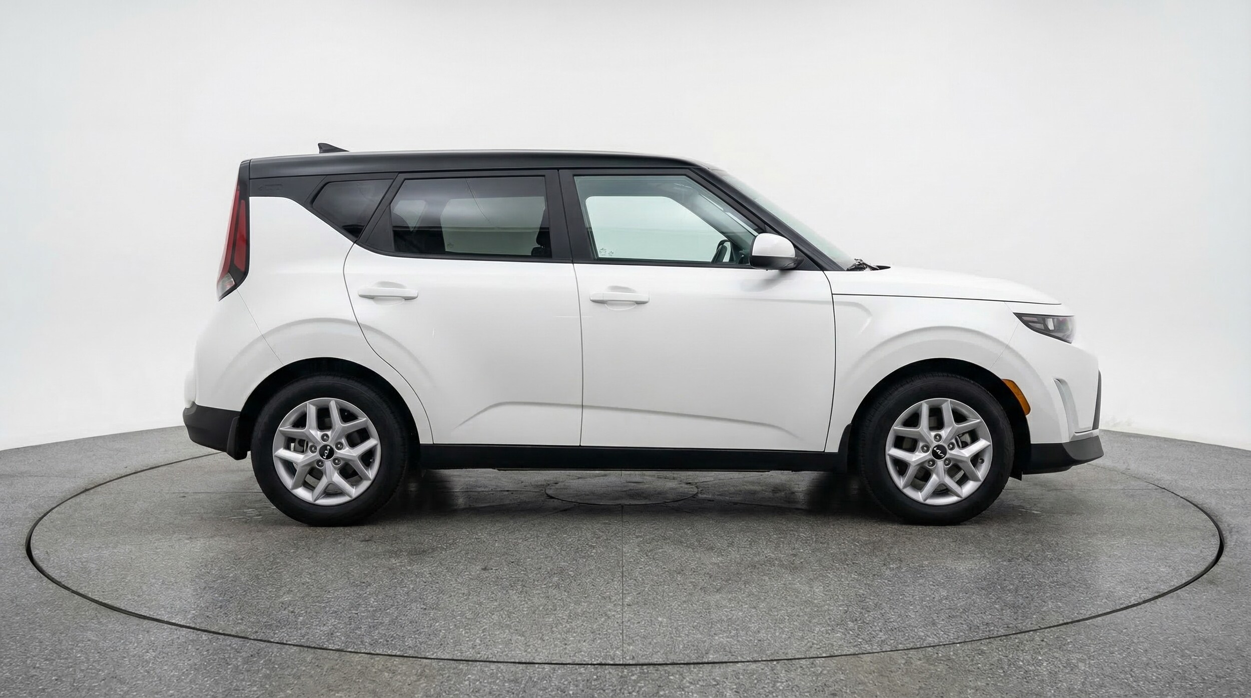 Thumbnail: 2025 Kia Soul - 8