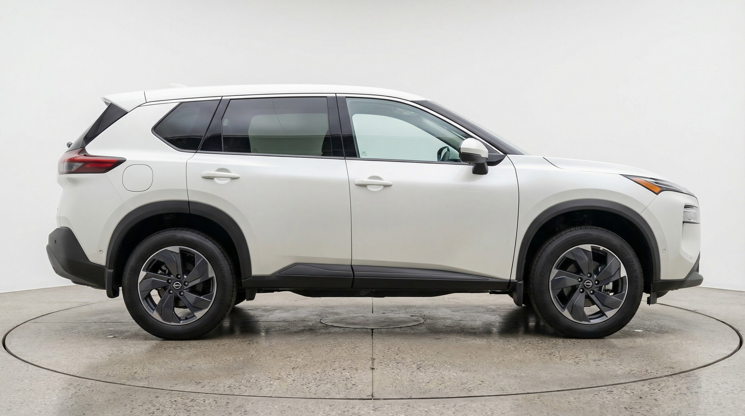 Thumbnail: 2025 Nissan Rogue - 8