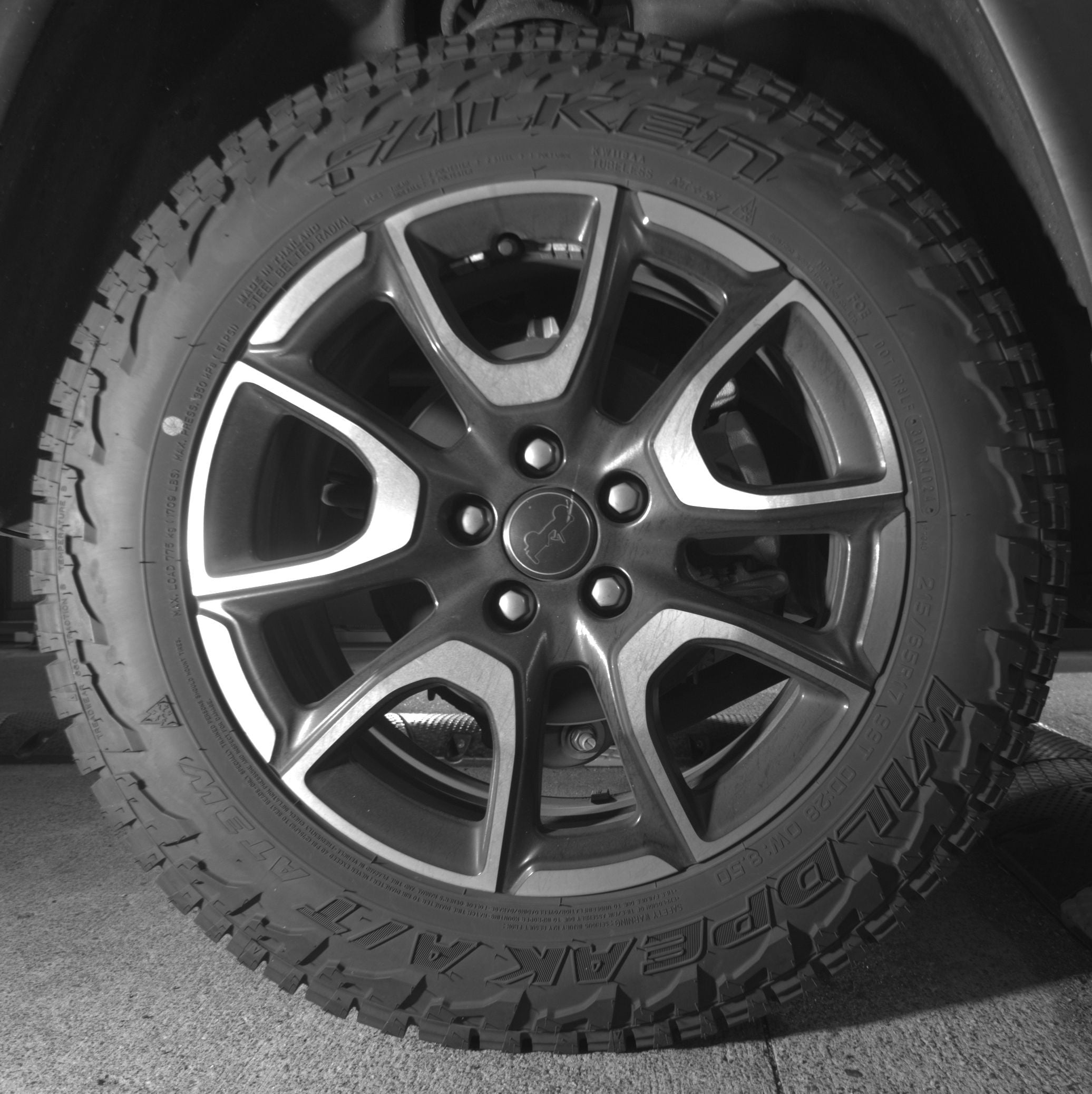 Thumbnail: 2025 Jeep Compass - 12