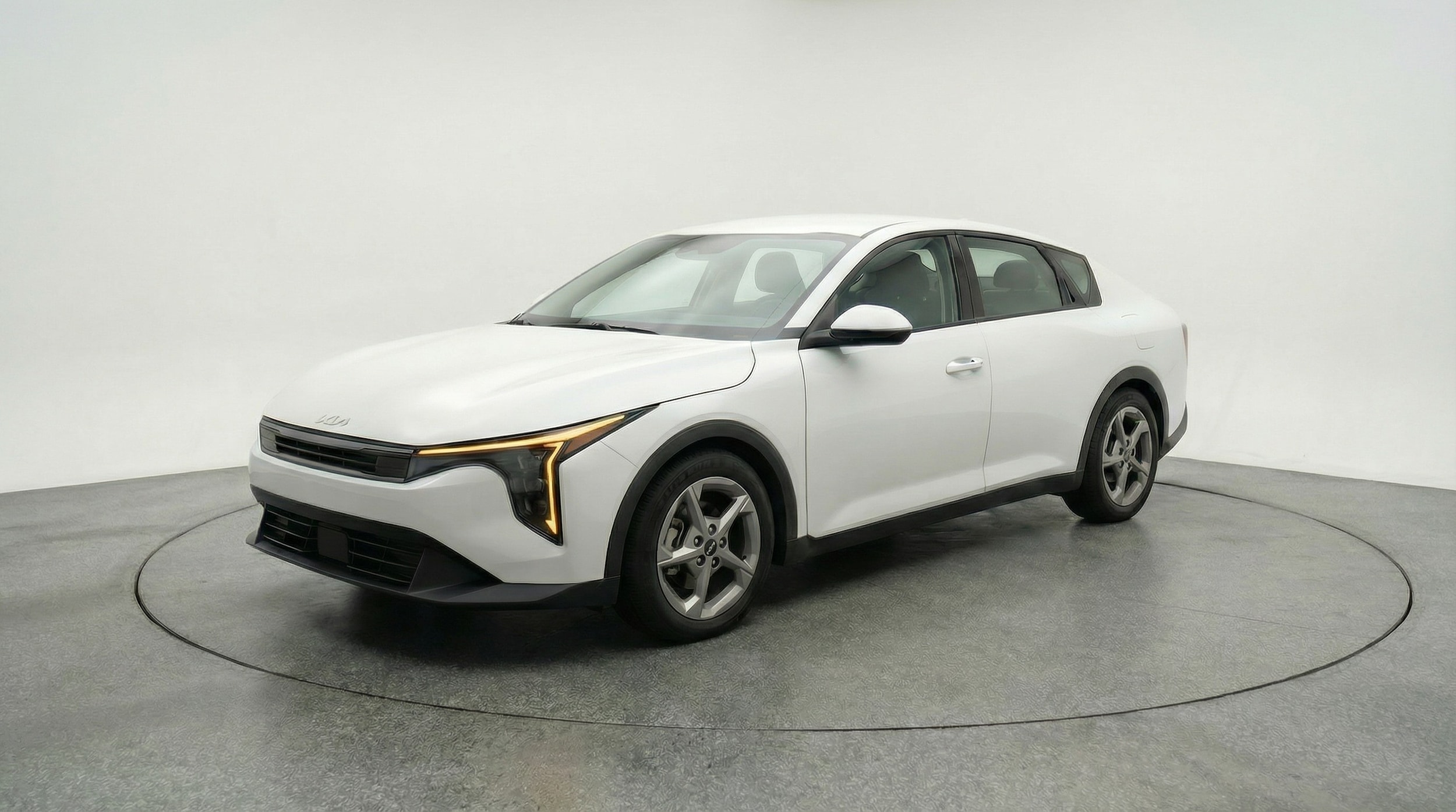 Thumbnail: 2025 Kia K4 - 3