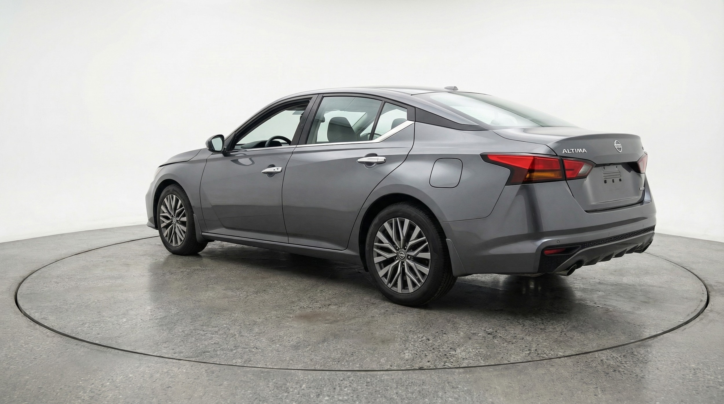 Thumbnail: 2025 Nissan Altima - 5