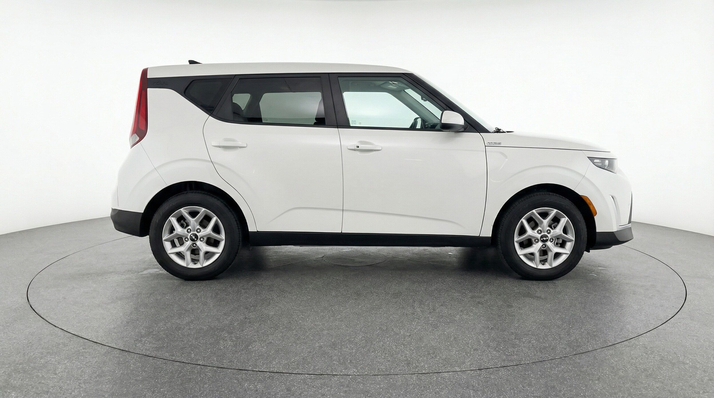 Thumbnail: 2025 Kia Soul - 8