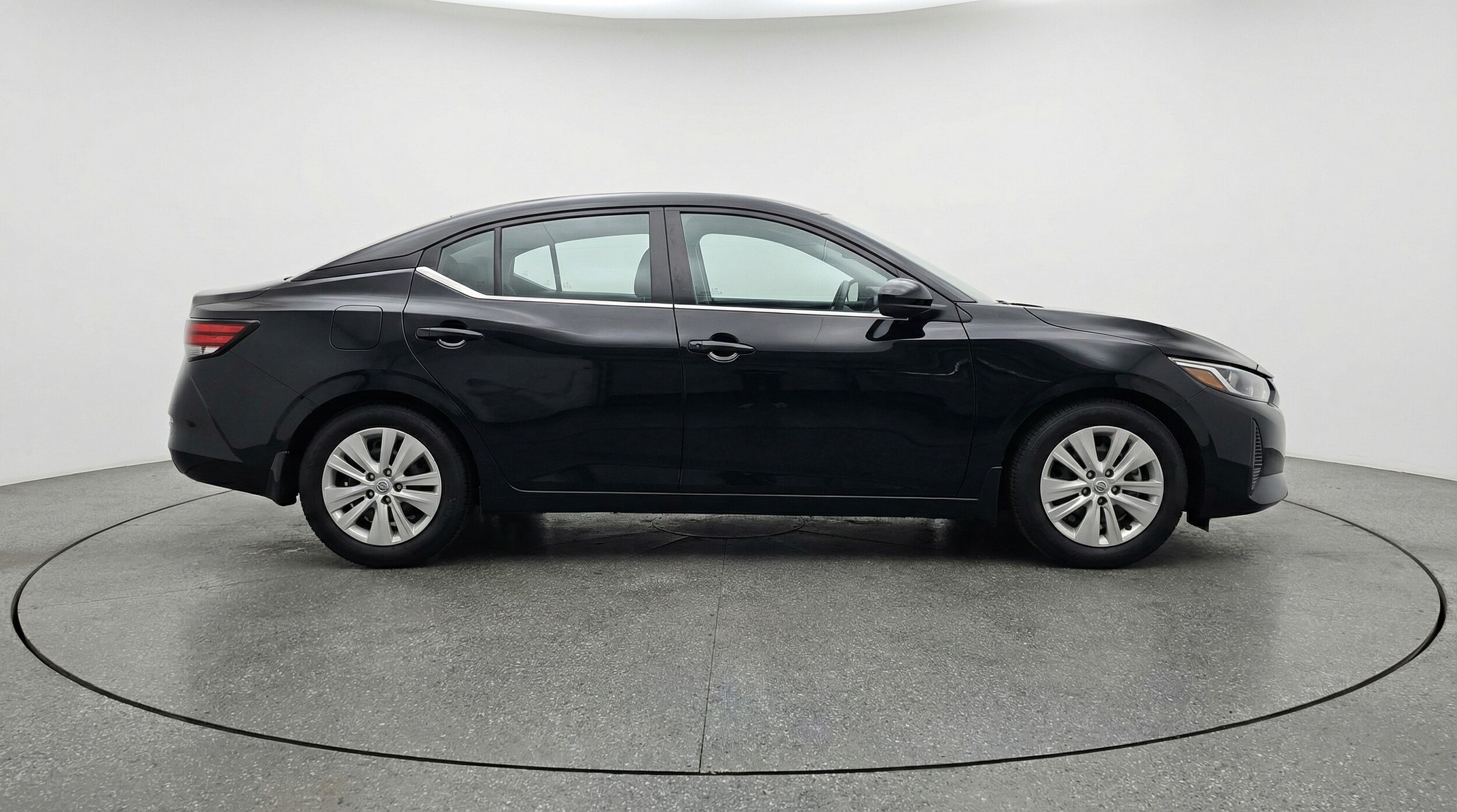 Thumbnail: 2025 Nissan Sentra - 8