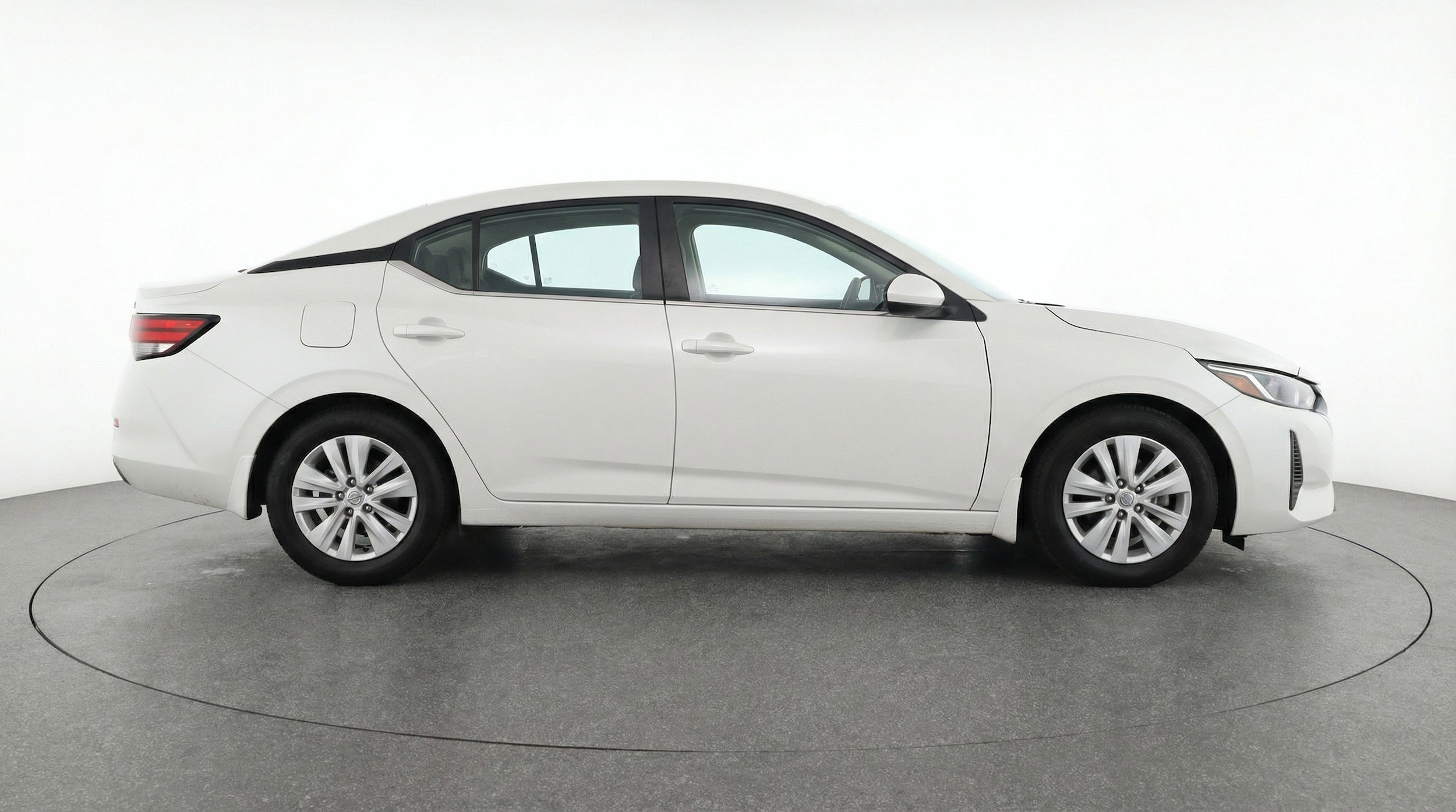Thumbnail: 2025 Nissan Sentra - 11