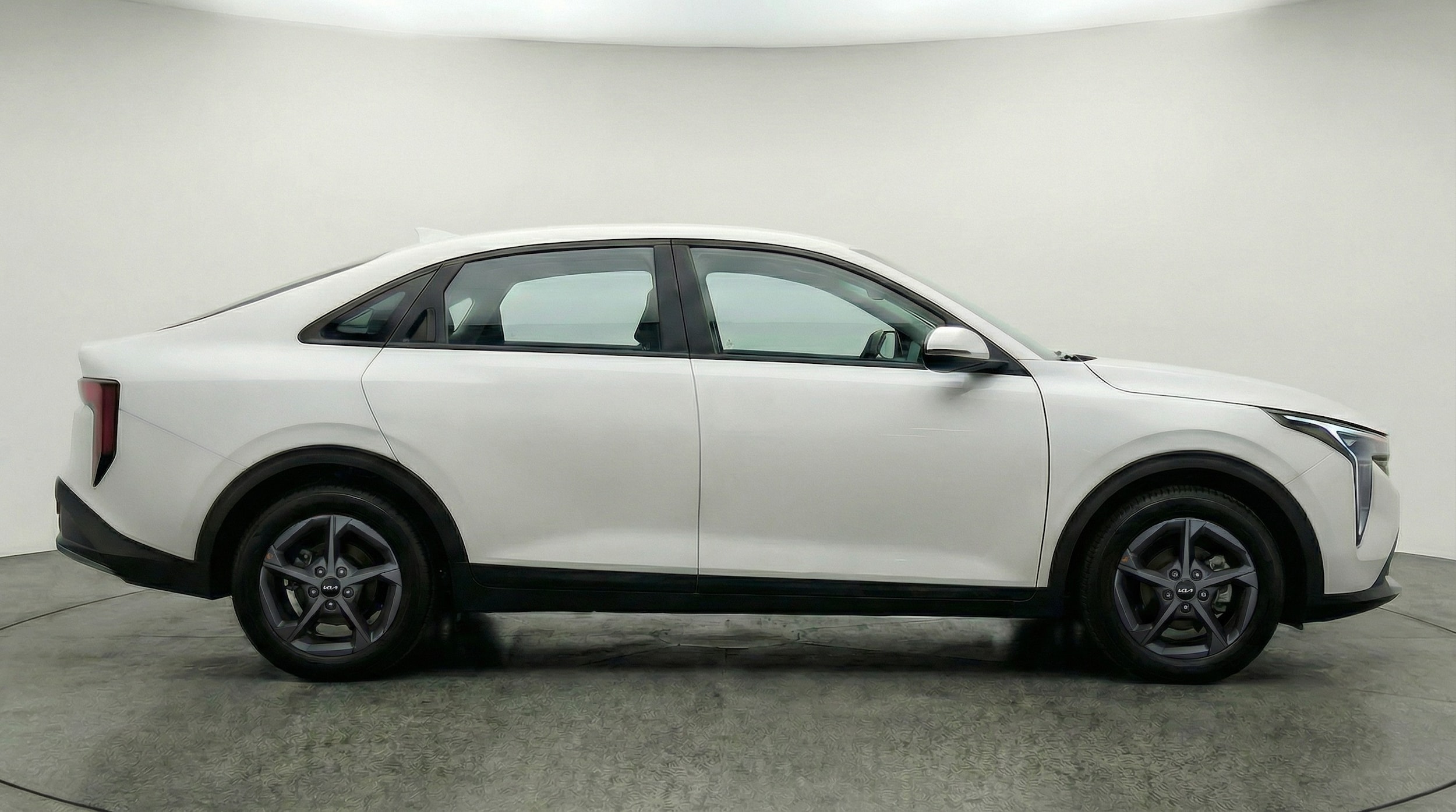 Thumbnail: 2025 Kia K4 - 8