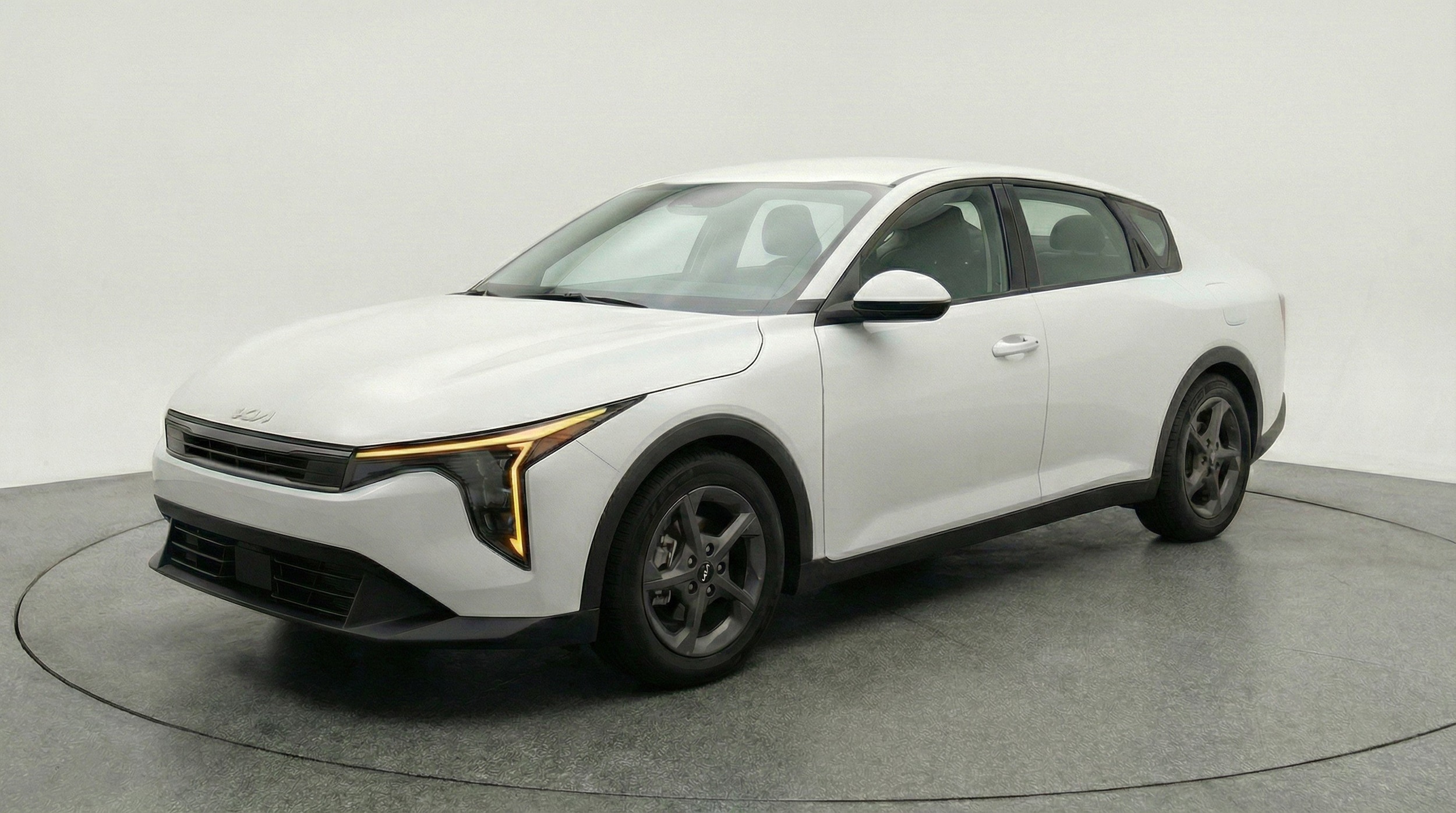 Thumbnail: 2025 Kia K4 - 3