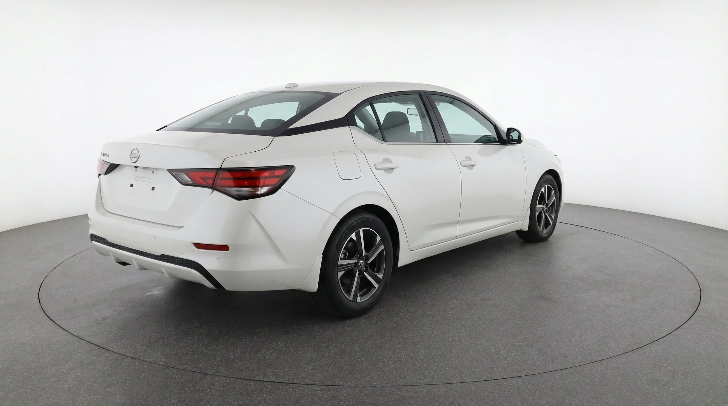 Thumbnail: 2025 Nissan Sentra - 9