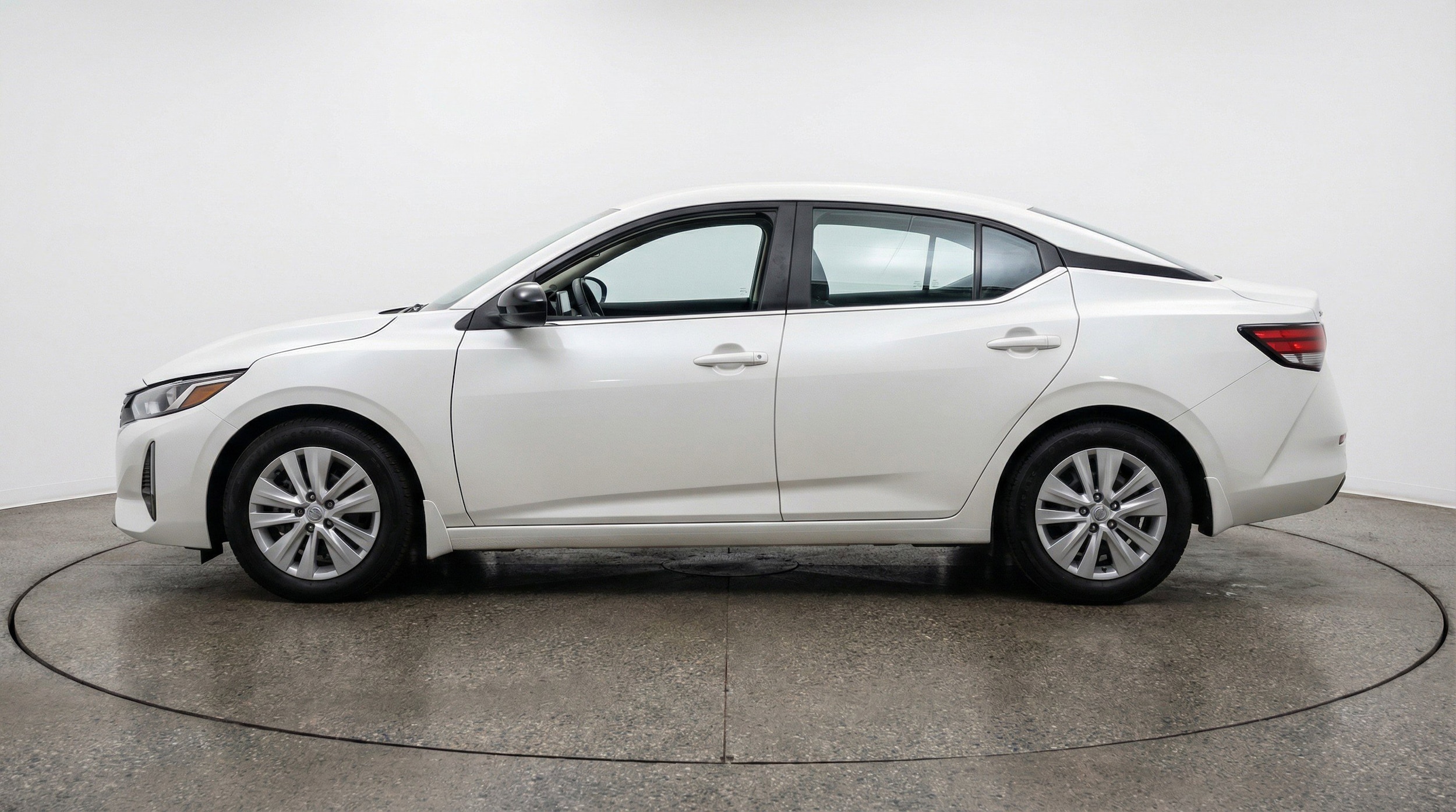 Thumbnail: 2025 Nissan Sentra - 5