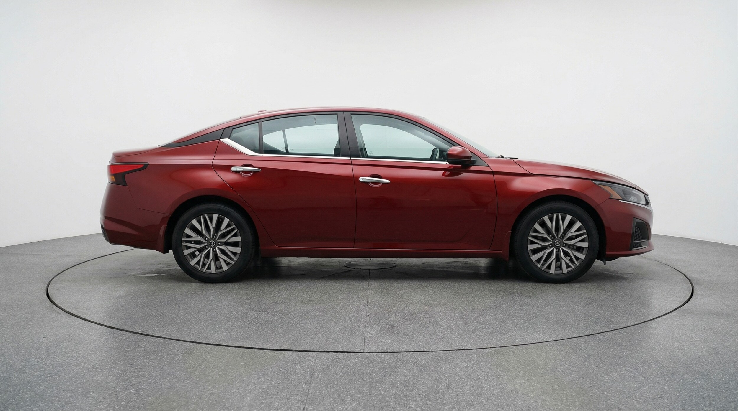 Thumbnail: 2025 Nissan Altima - 8