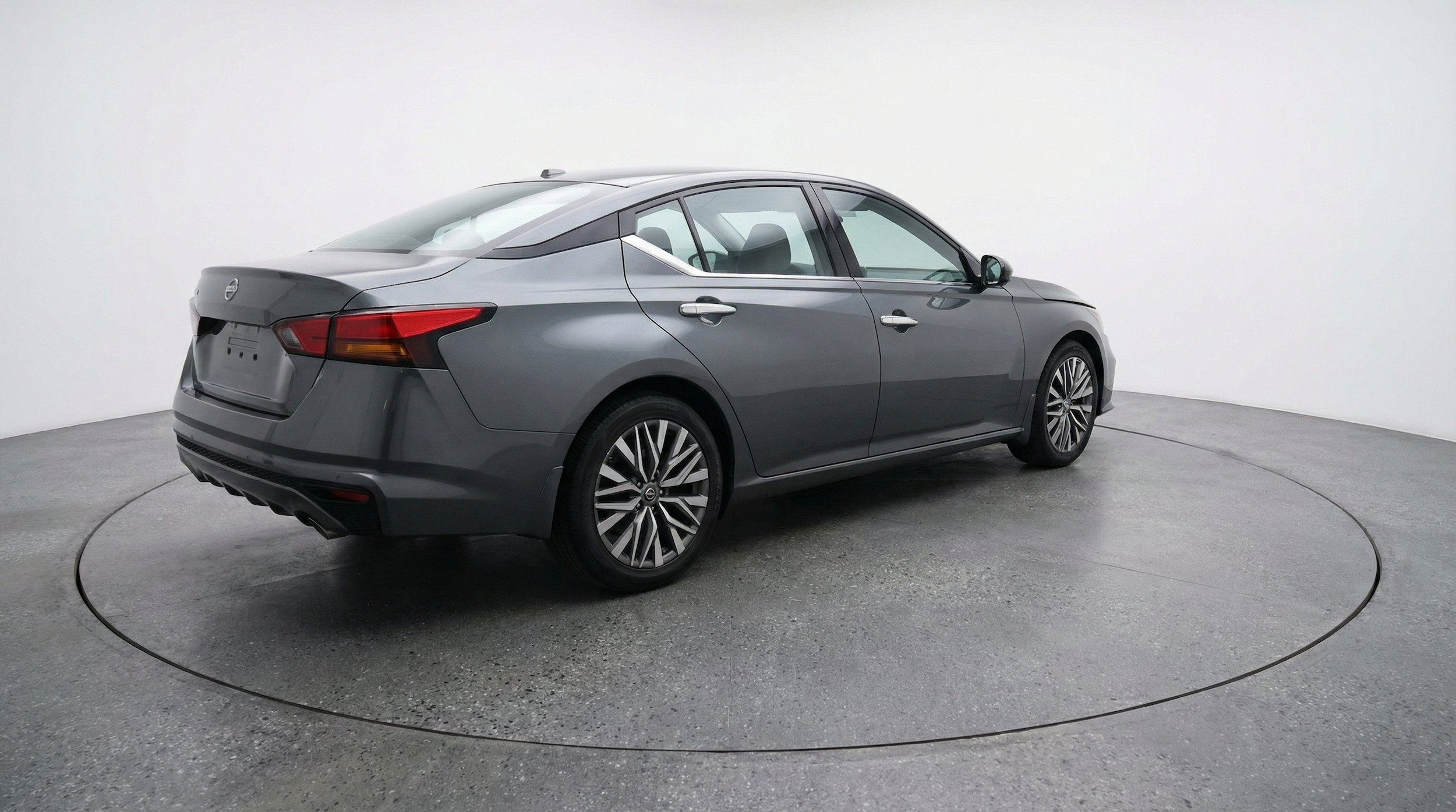 Thumbnail: 2025 Nissan Altima - 9