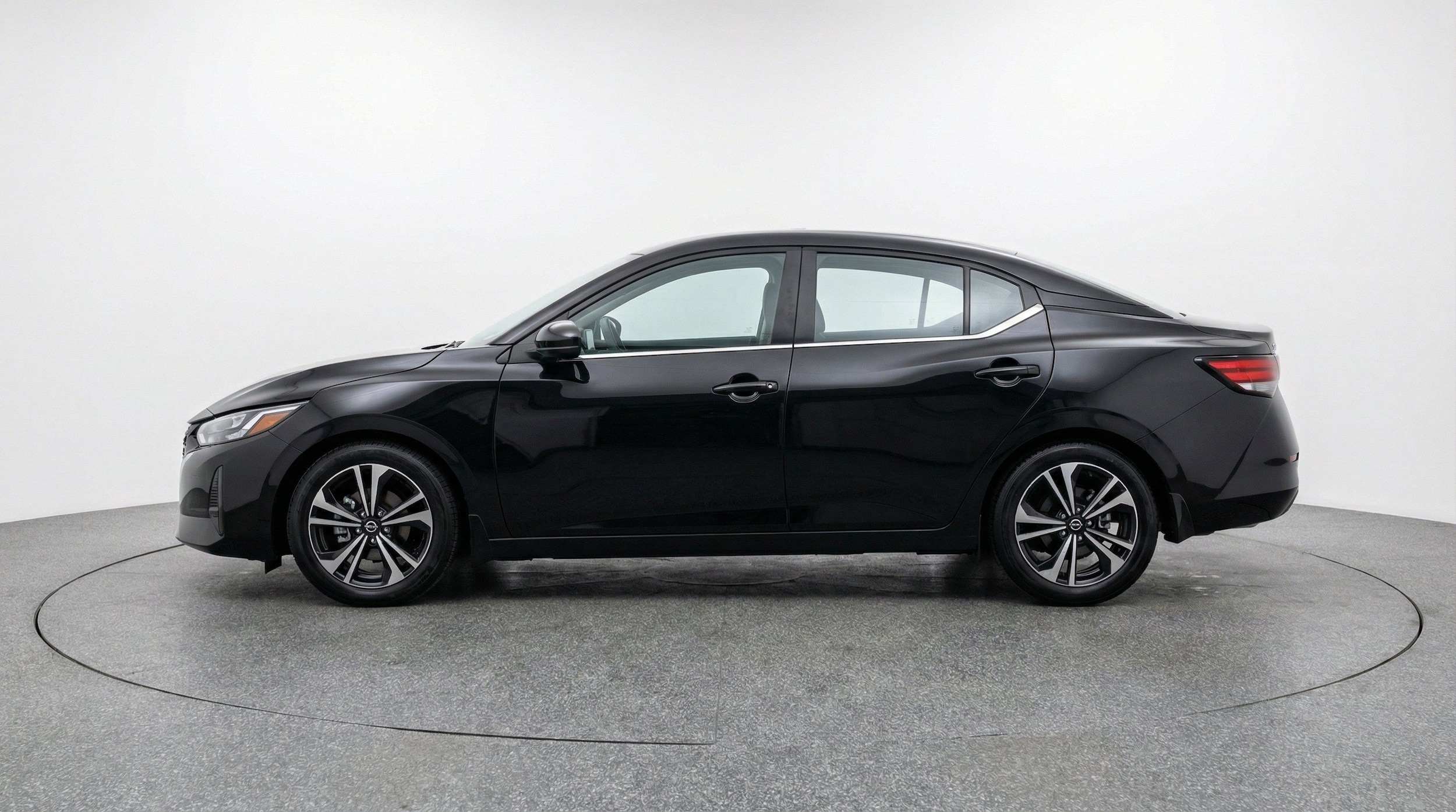 Thumbnail: 2025 Nissan Sentra - 5