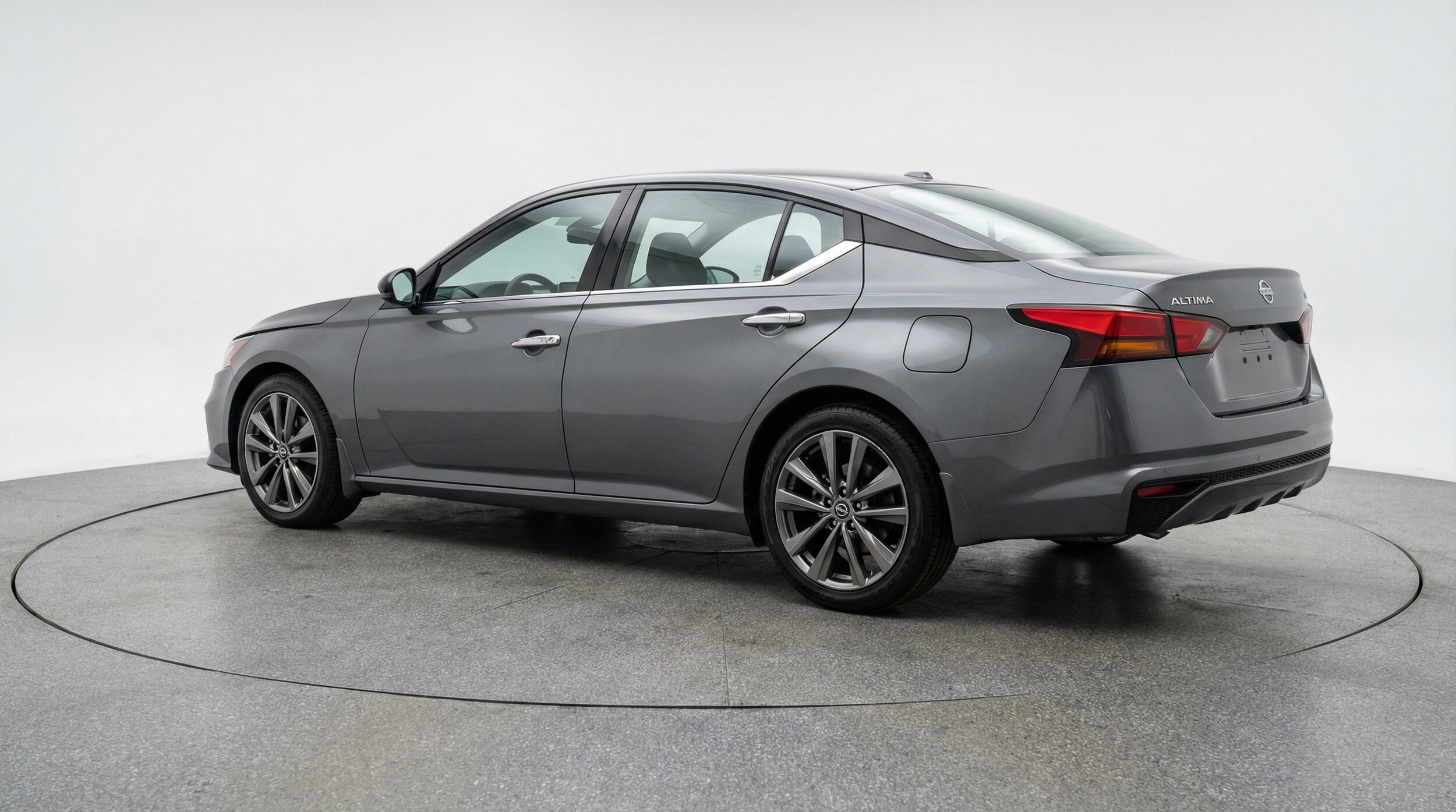 Thumbnail: 2025 Nissan Altima - 5