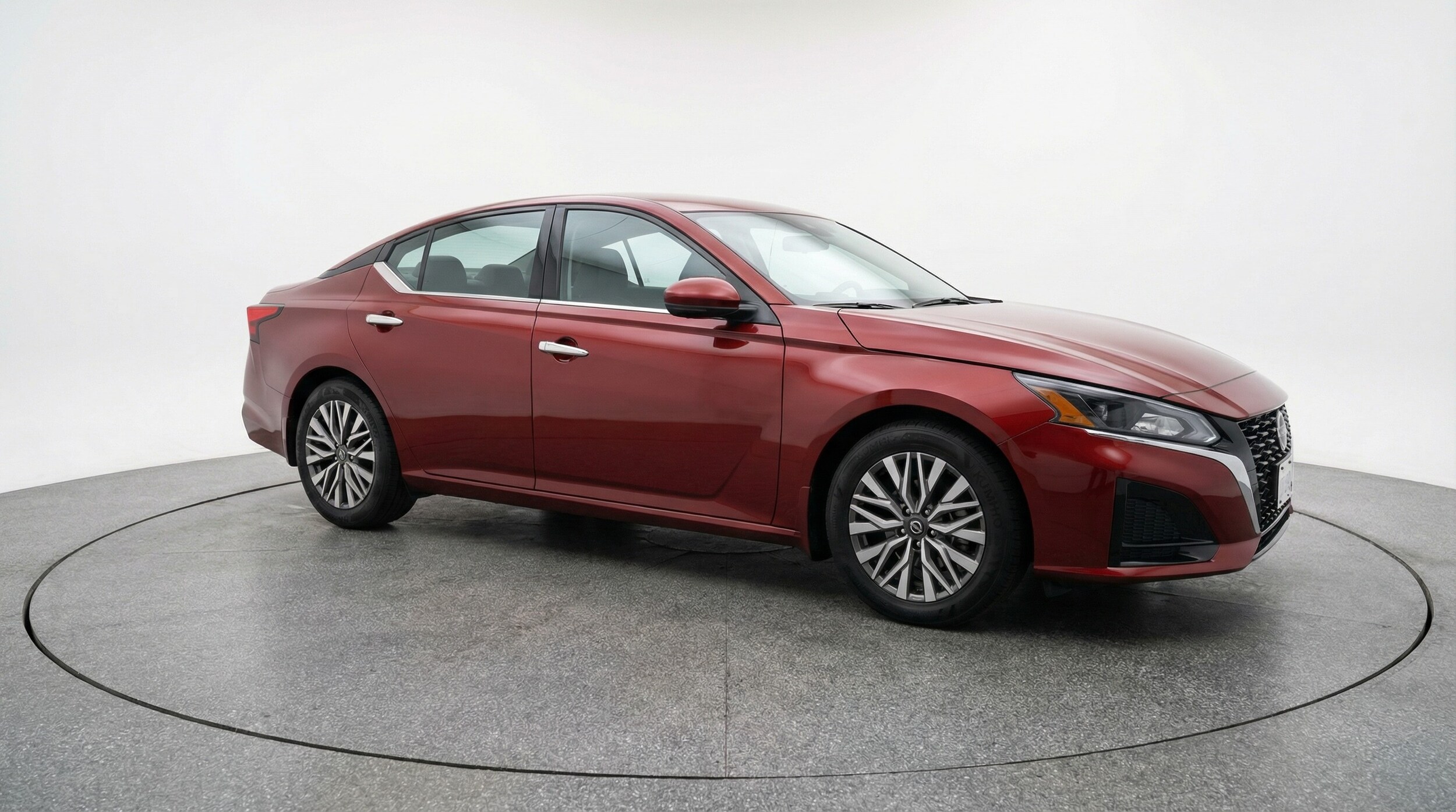 Thumbnail: 2025 Nissan Altima - 1