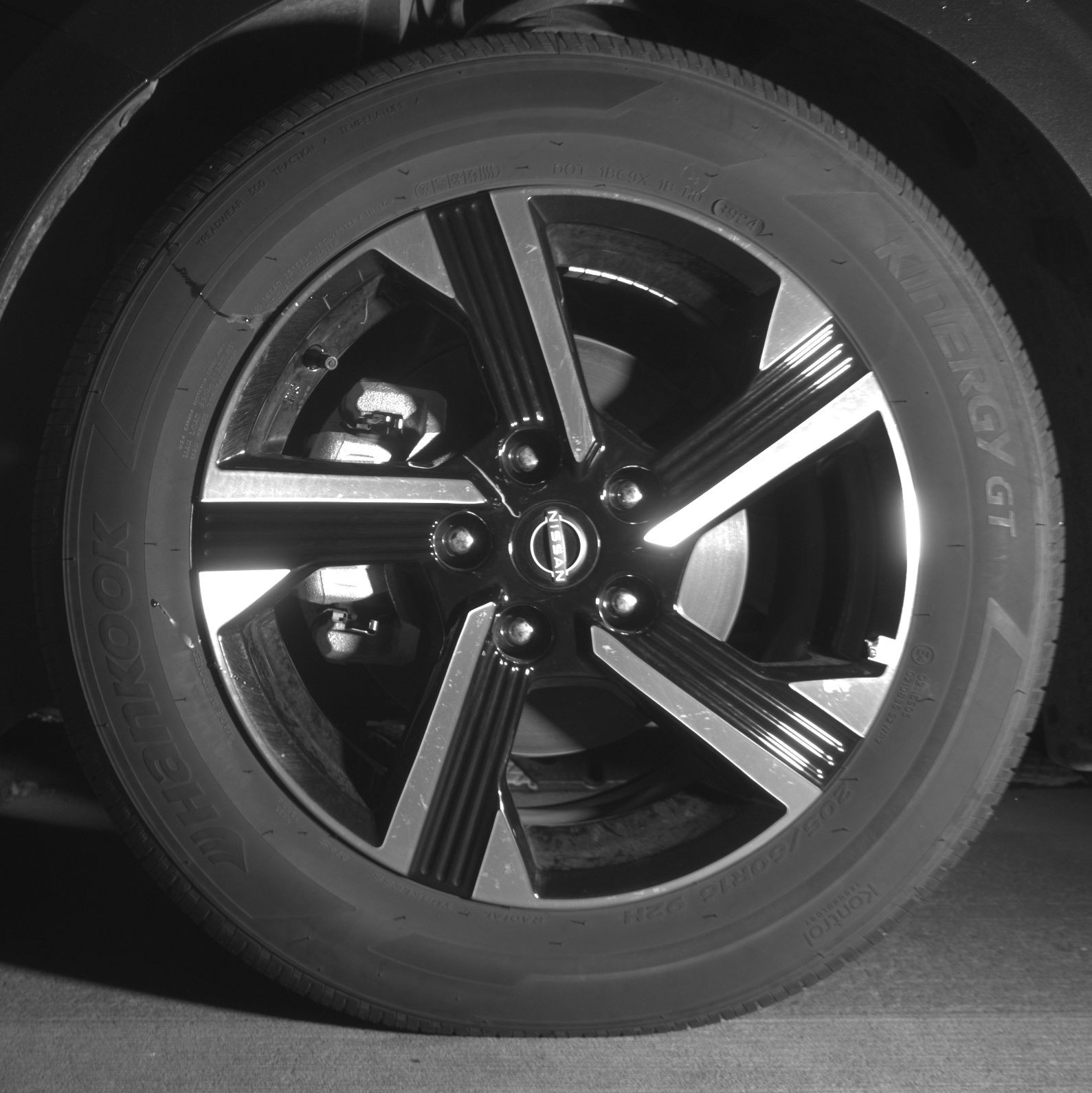 Thumbnail: 2025 Nissan Sentra - 9