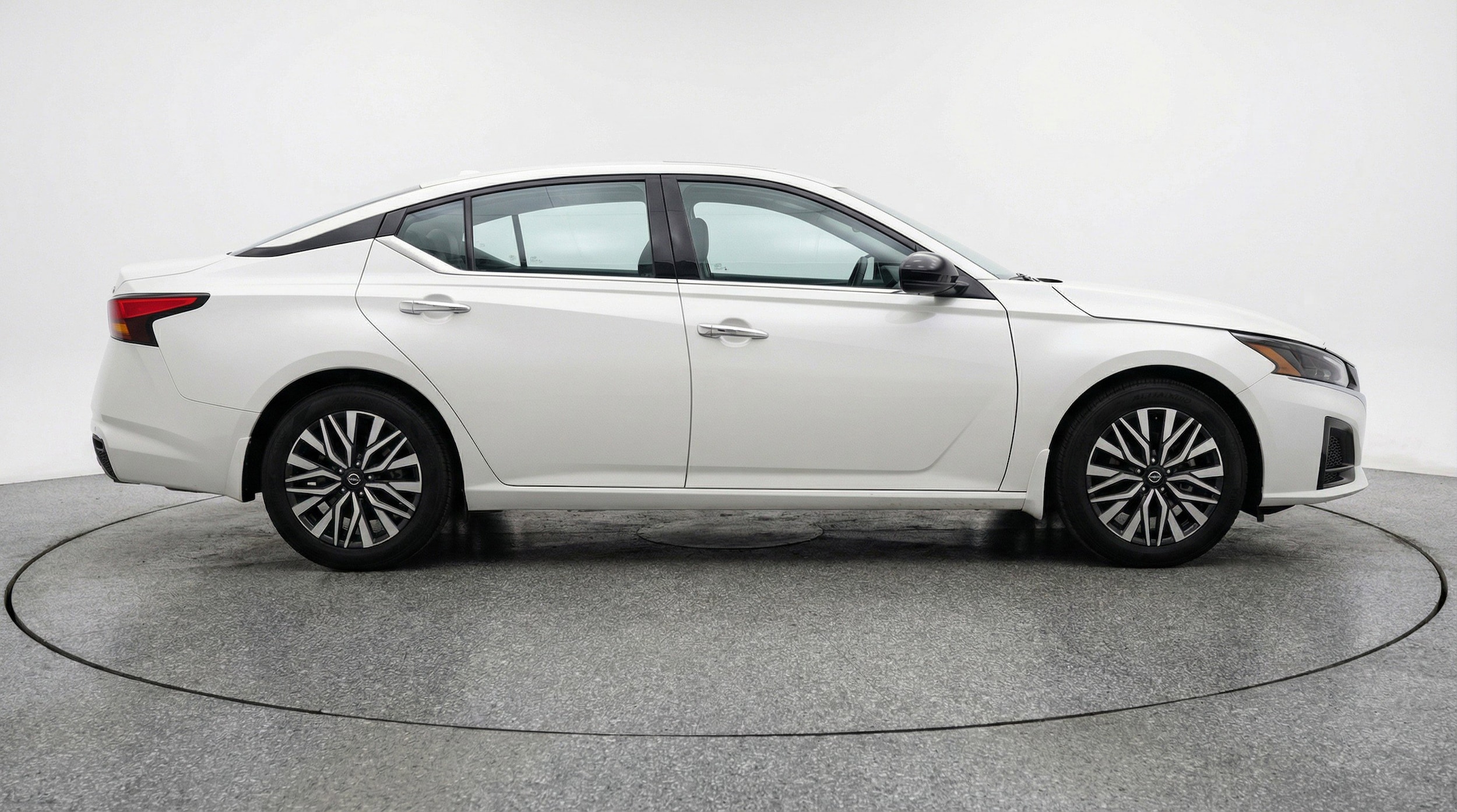 Thumbnail: 2025 Nissan Altima - 11
