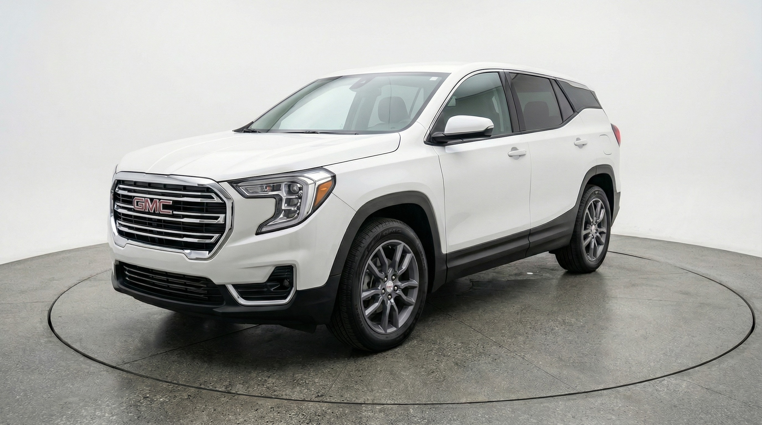 Thumbnail: 2024 GMC Terrain - 3